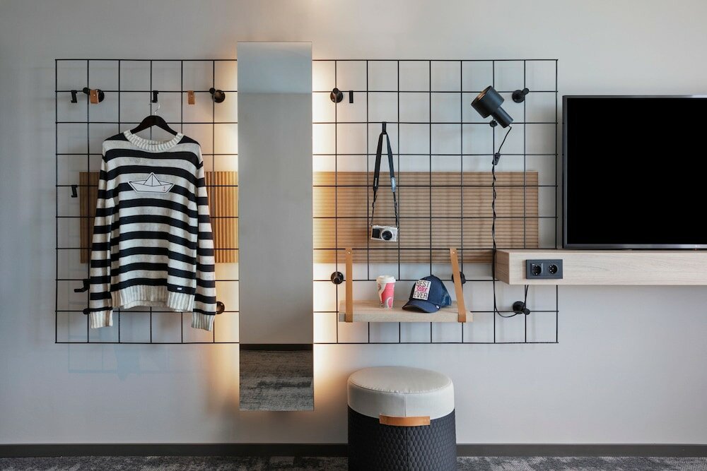 Twin Room, 2 Twin Beds, City View