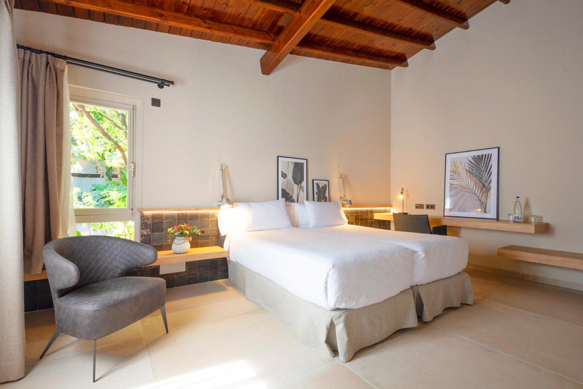 Double Room Oasis 2 (2 Adults)