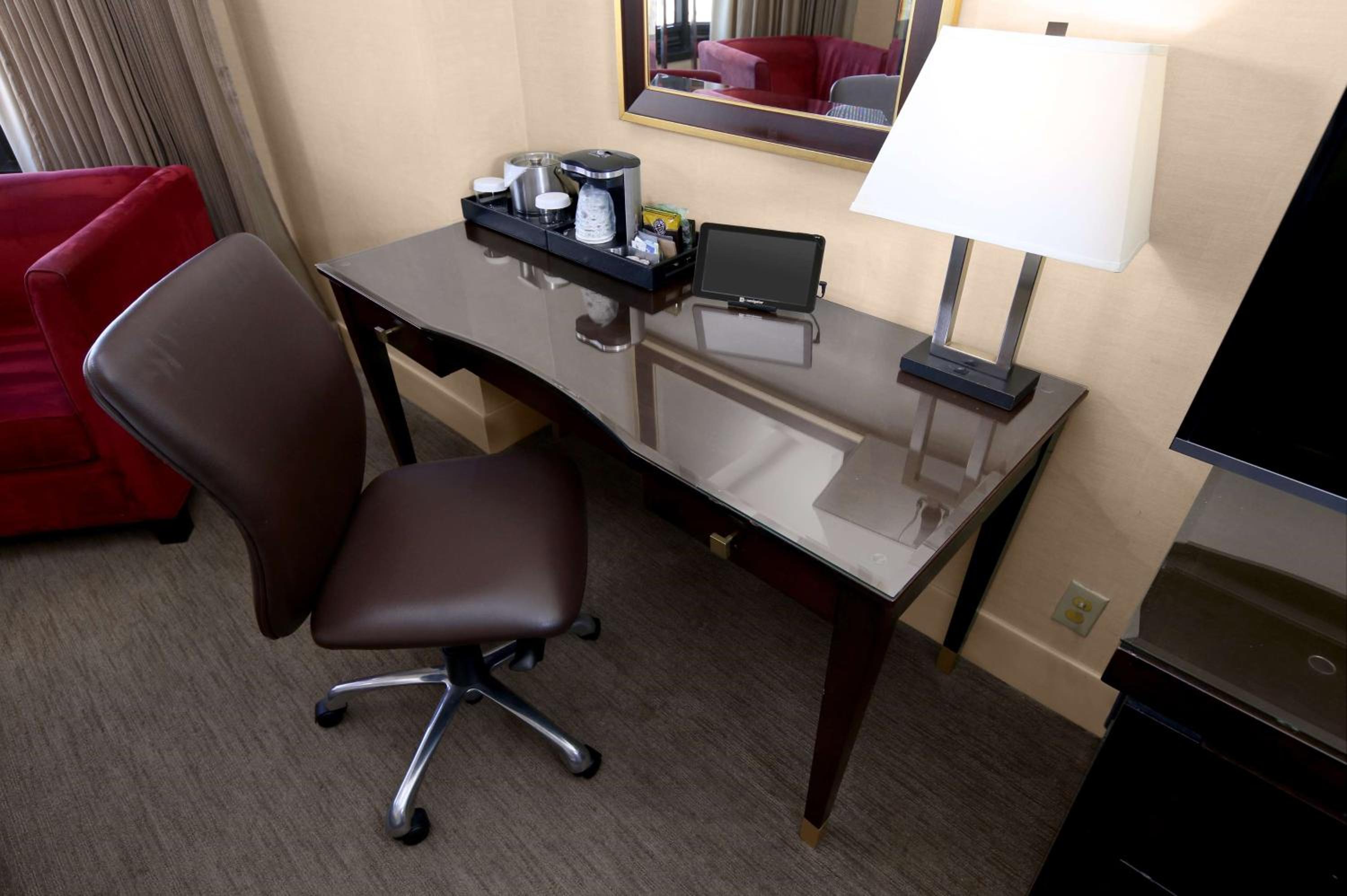 Deluxe View - Two Double Beds