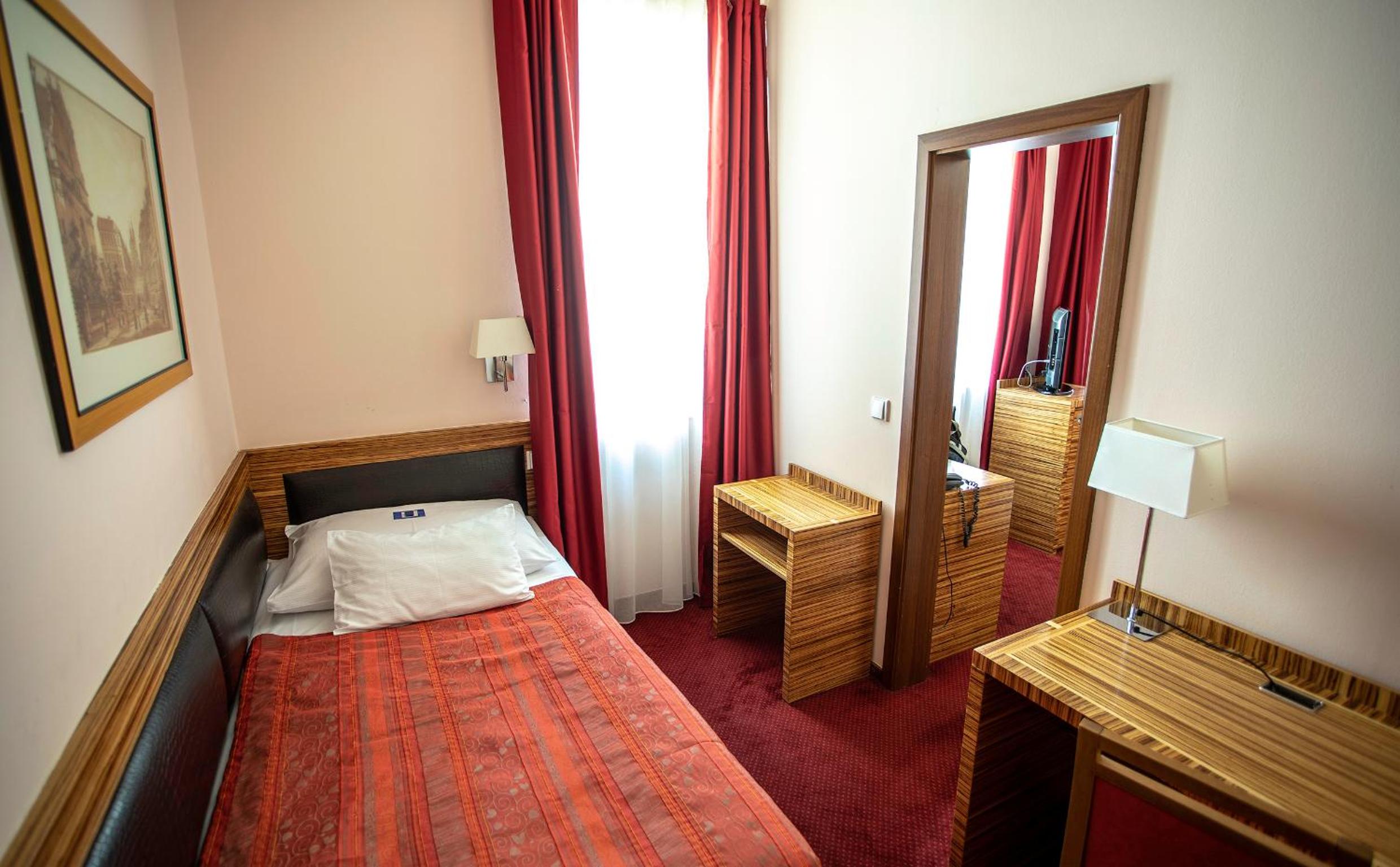  Double Room with Extra Bed