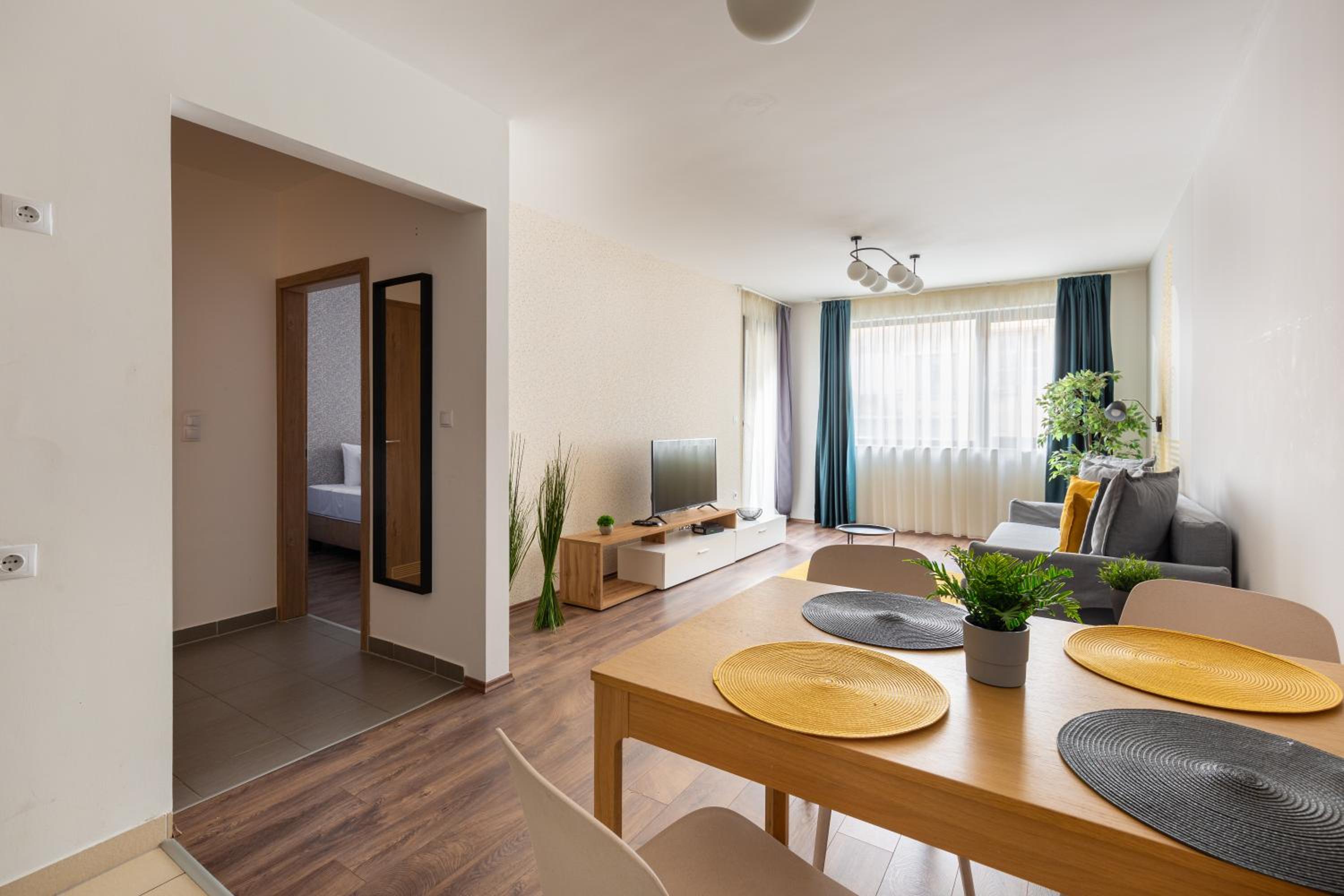 One-Bedroom Apartment