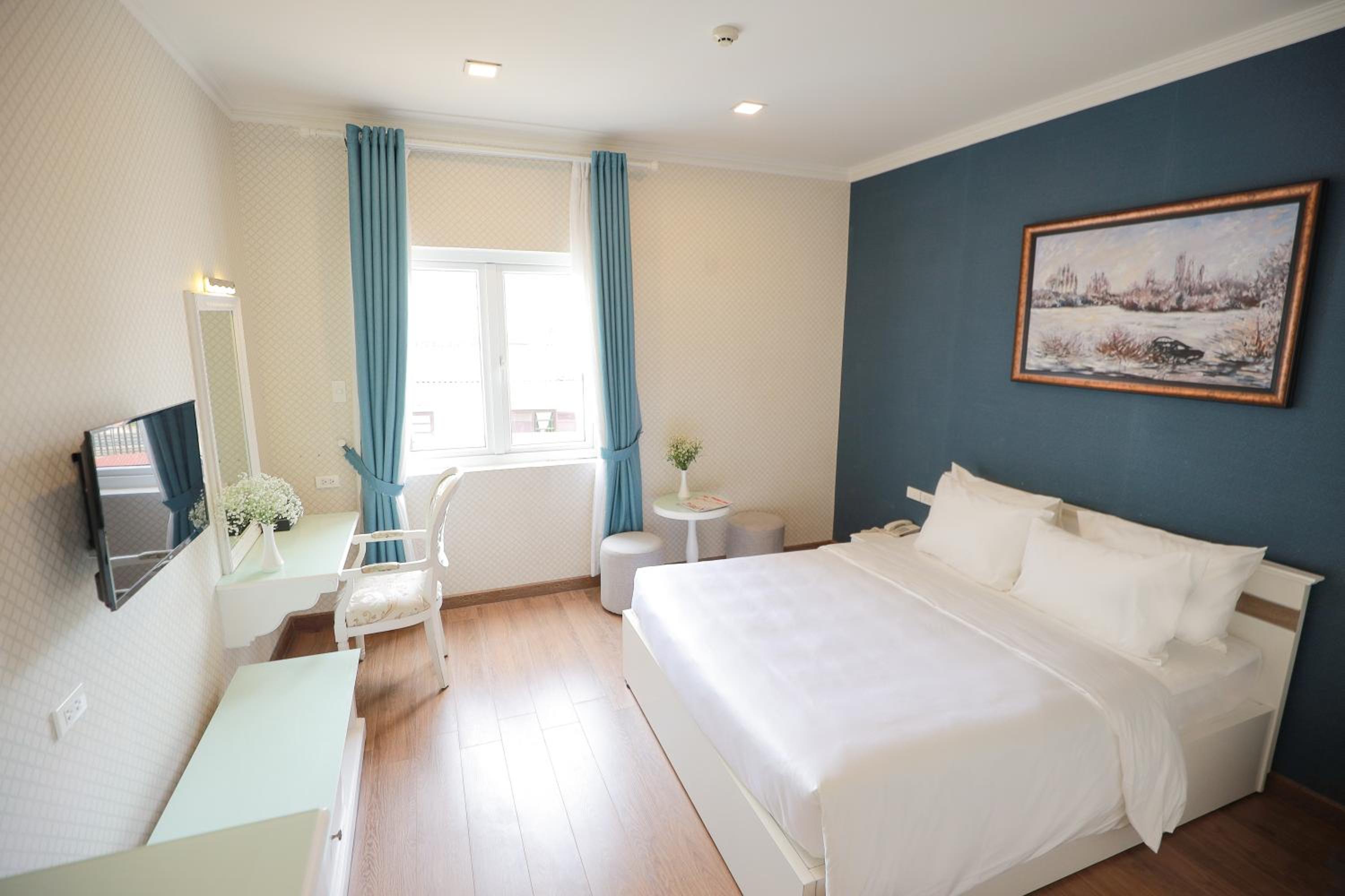 Standard Double Room - City View