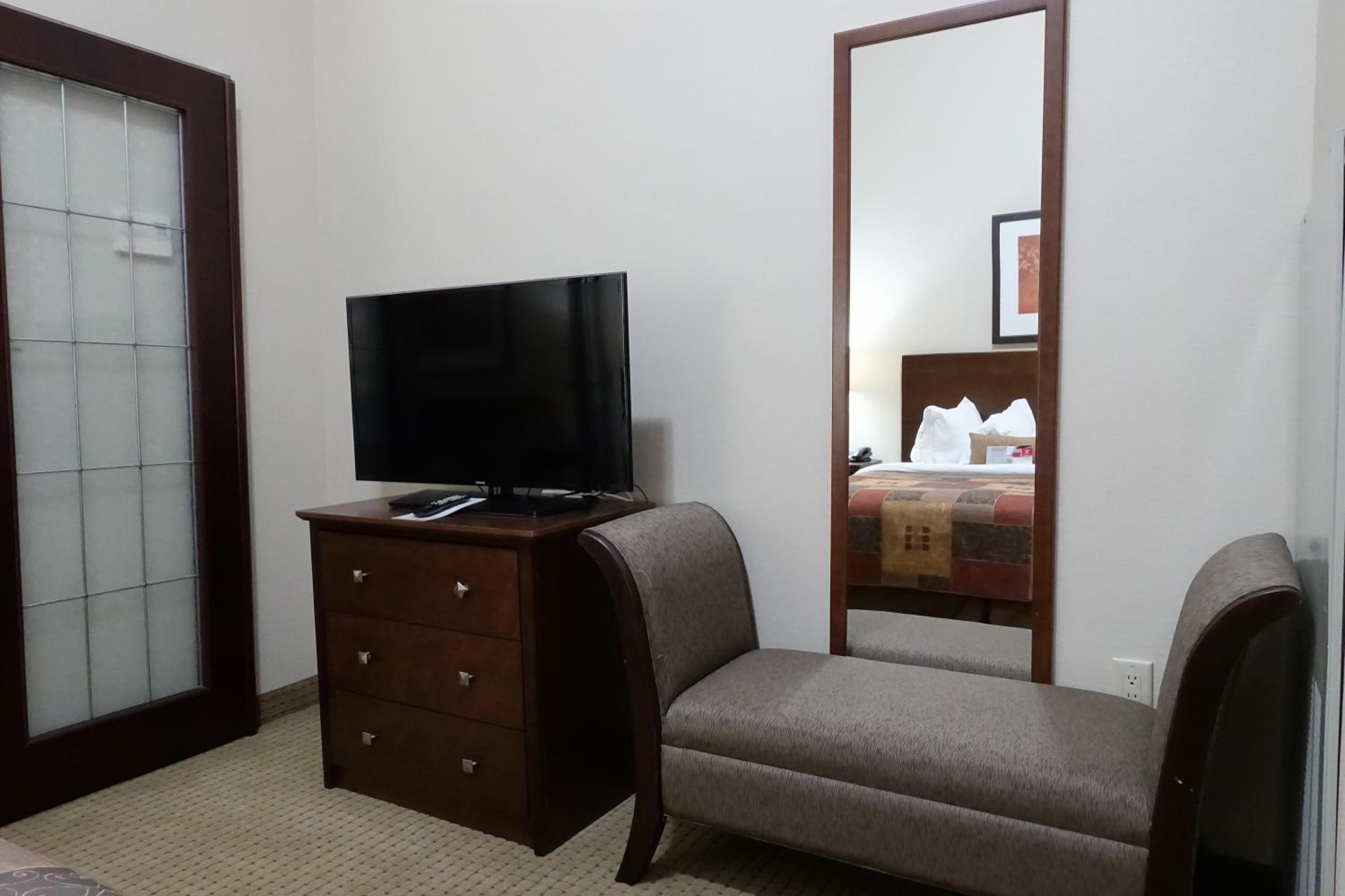 Superior King Room - Non-Smoking