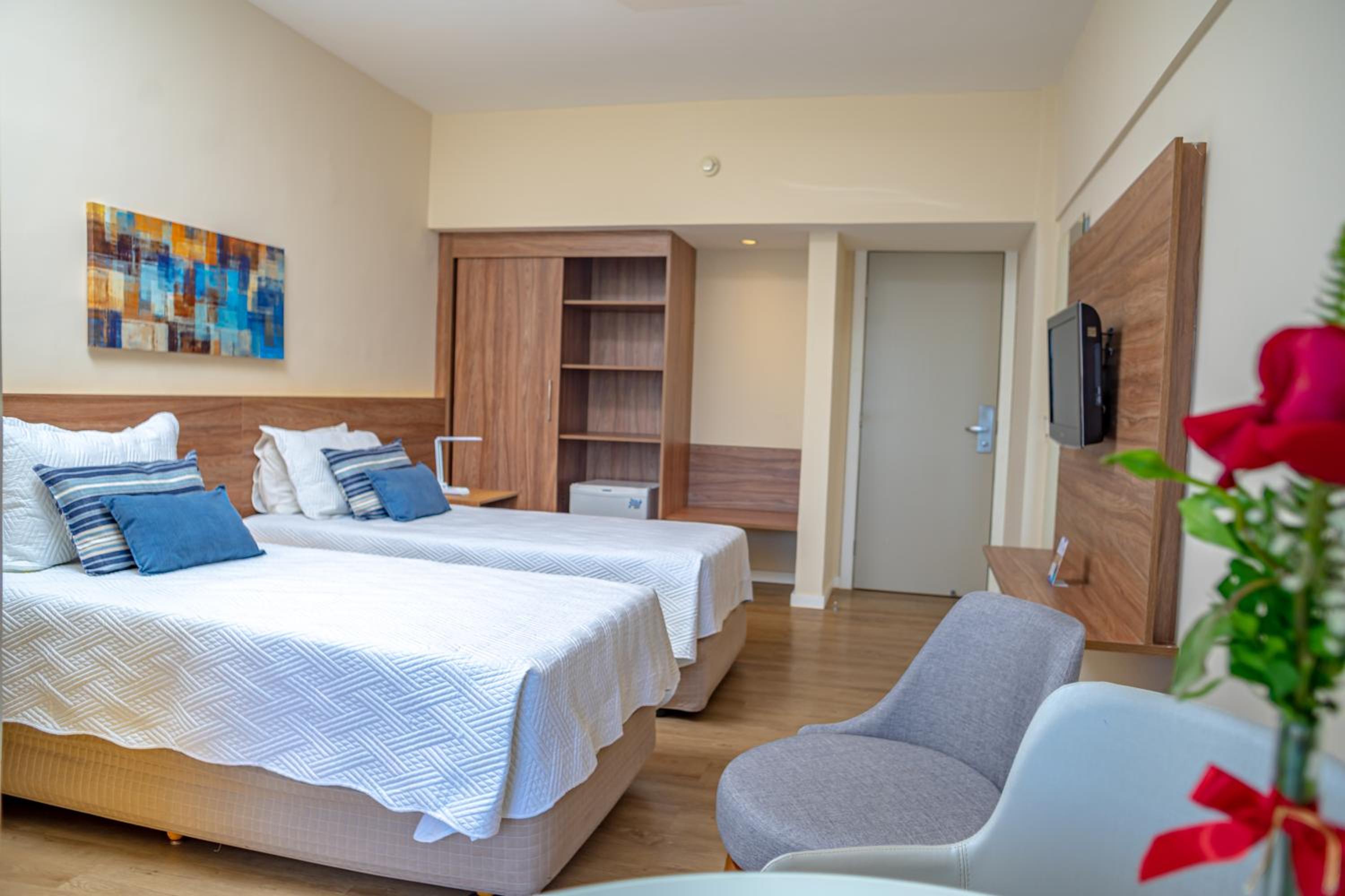 Deluxe Twin Room with pool view