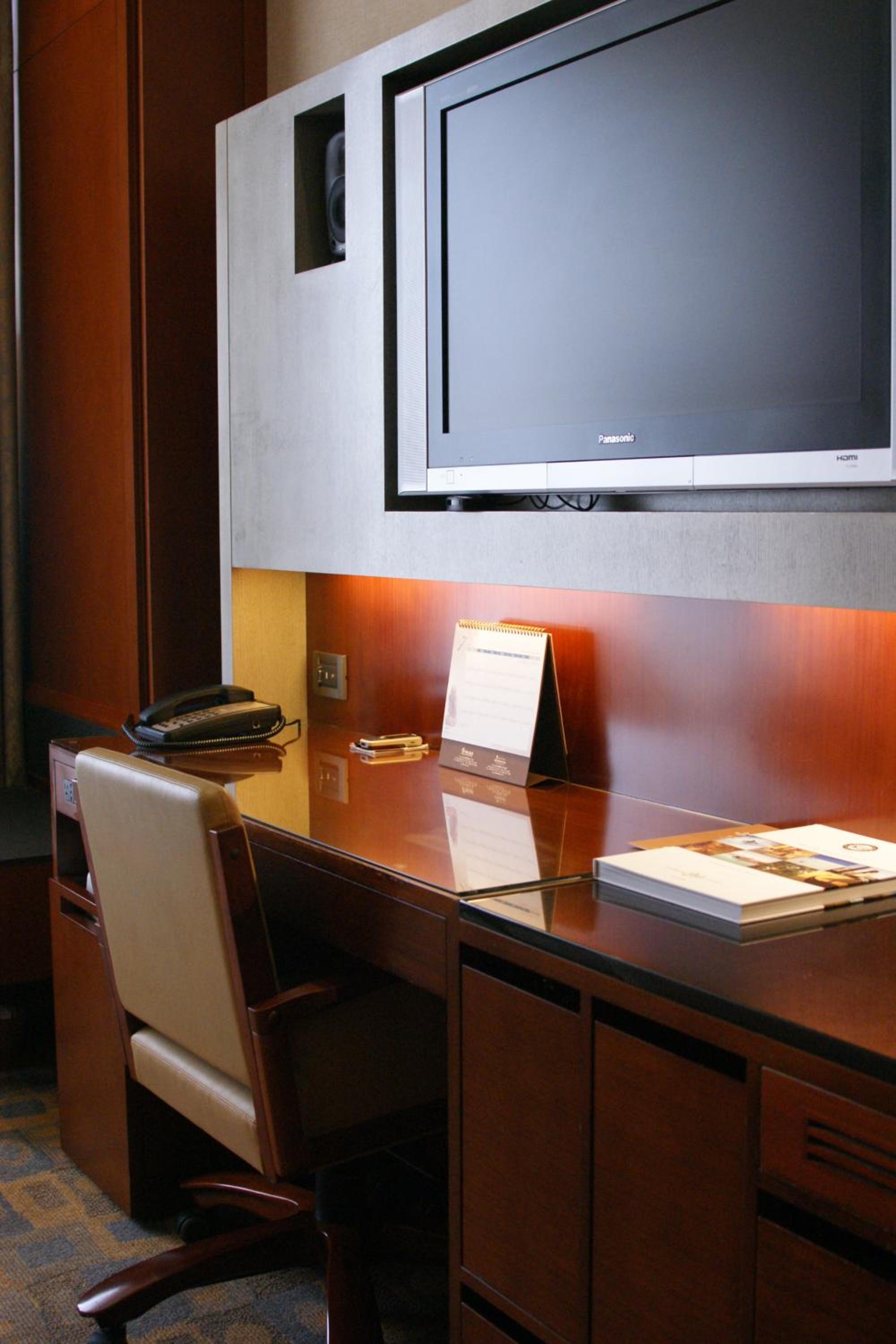 Park View Suite 