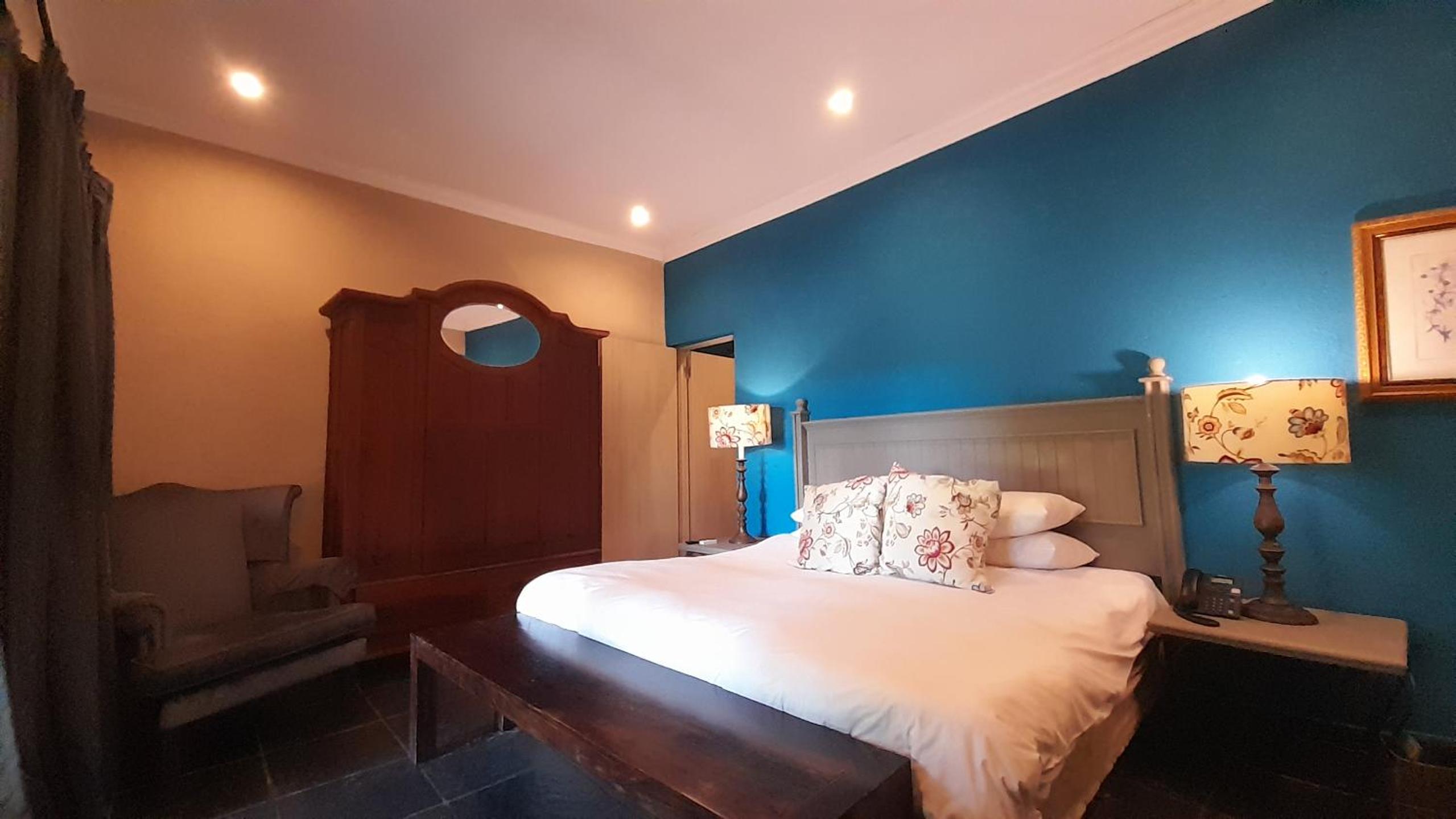 Executive Family Room