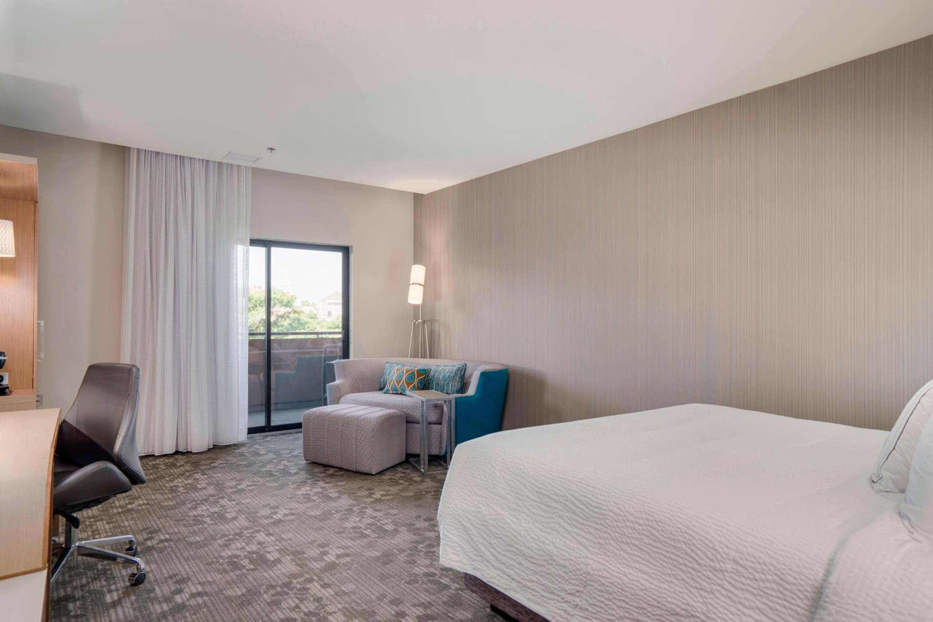 King Room - Hearing Accessible