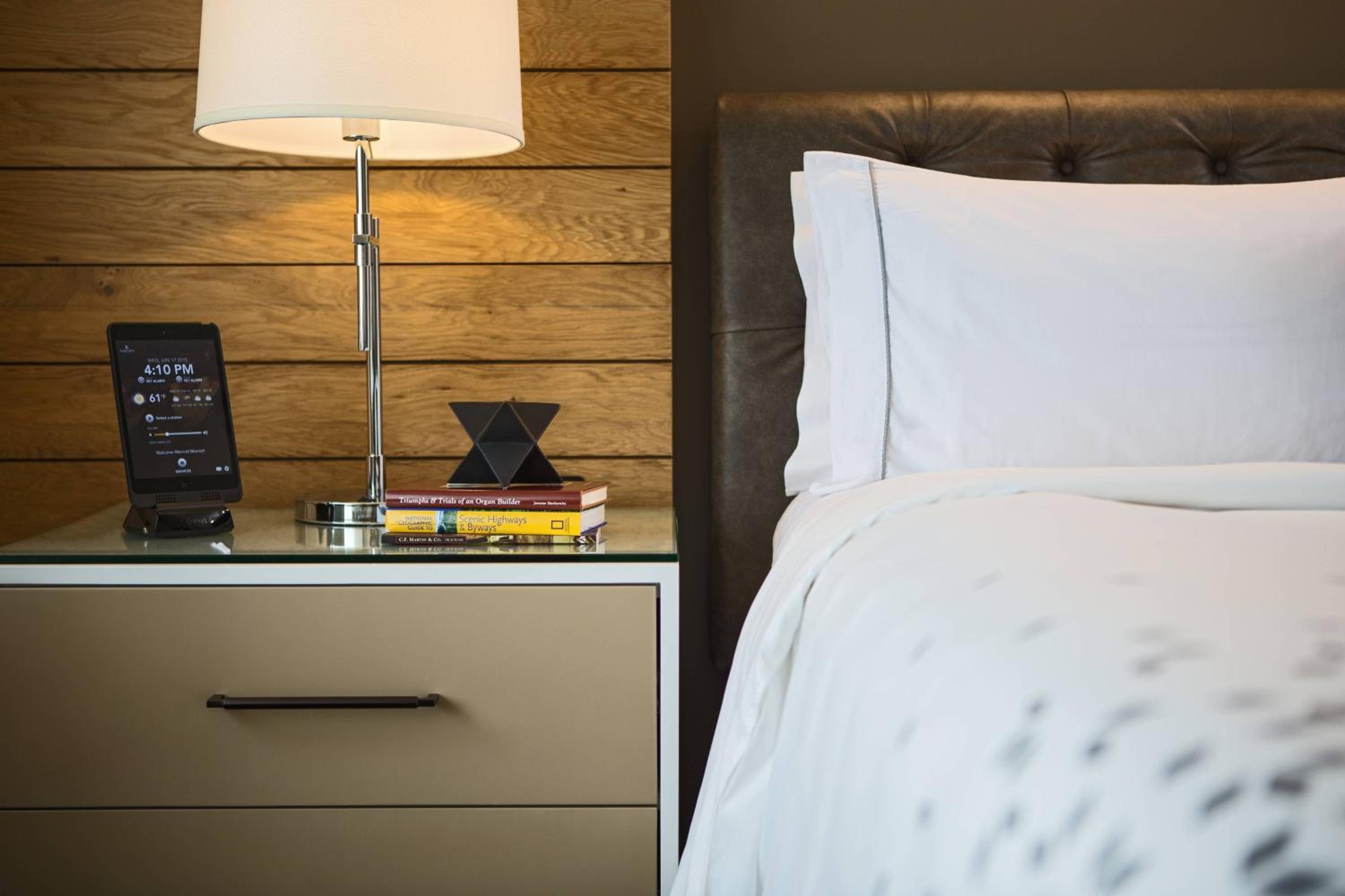  Executive King Room with Lounge Access