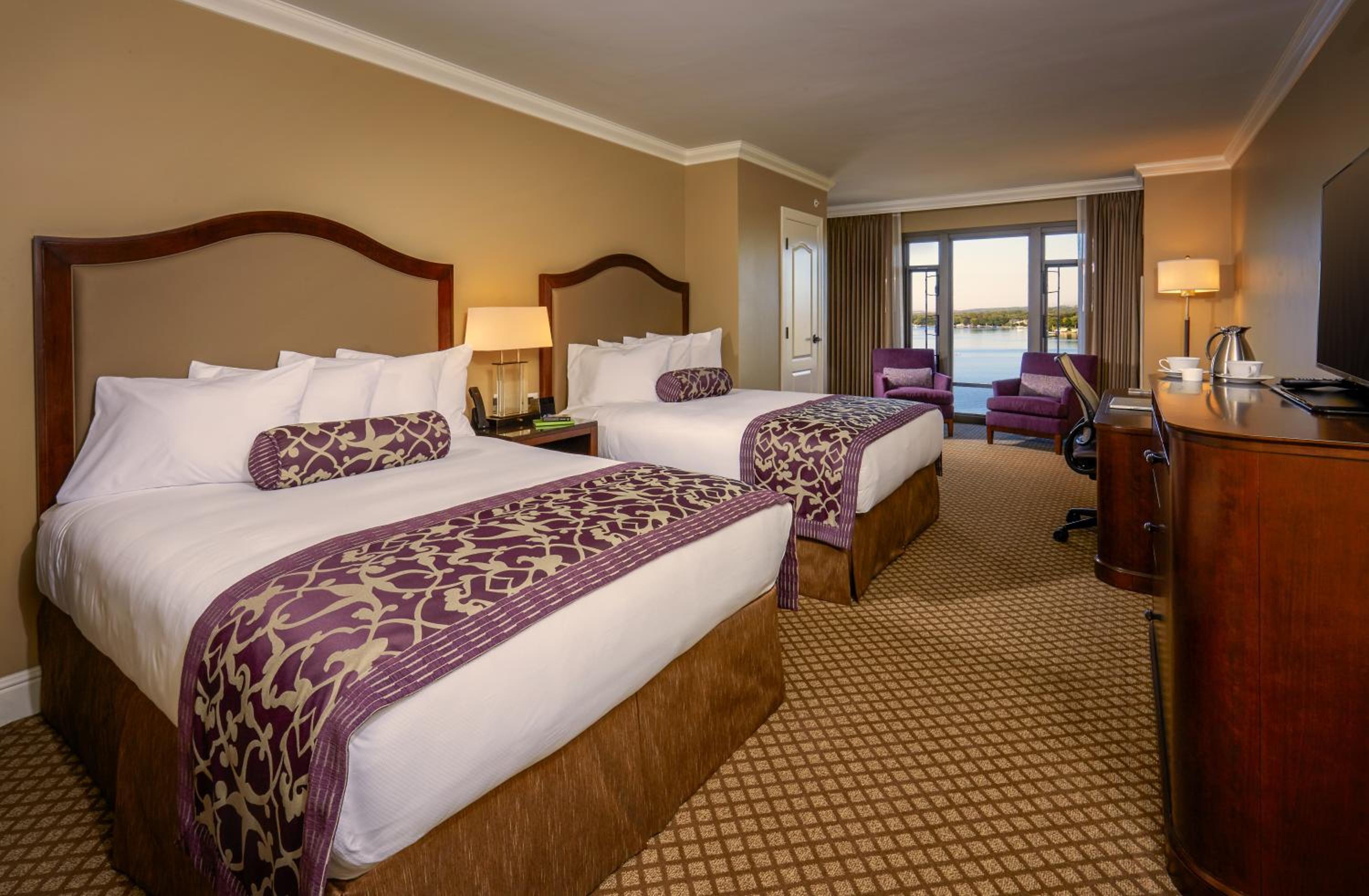 The Edgewater Queens