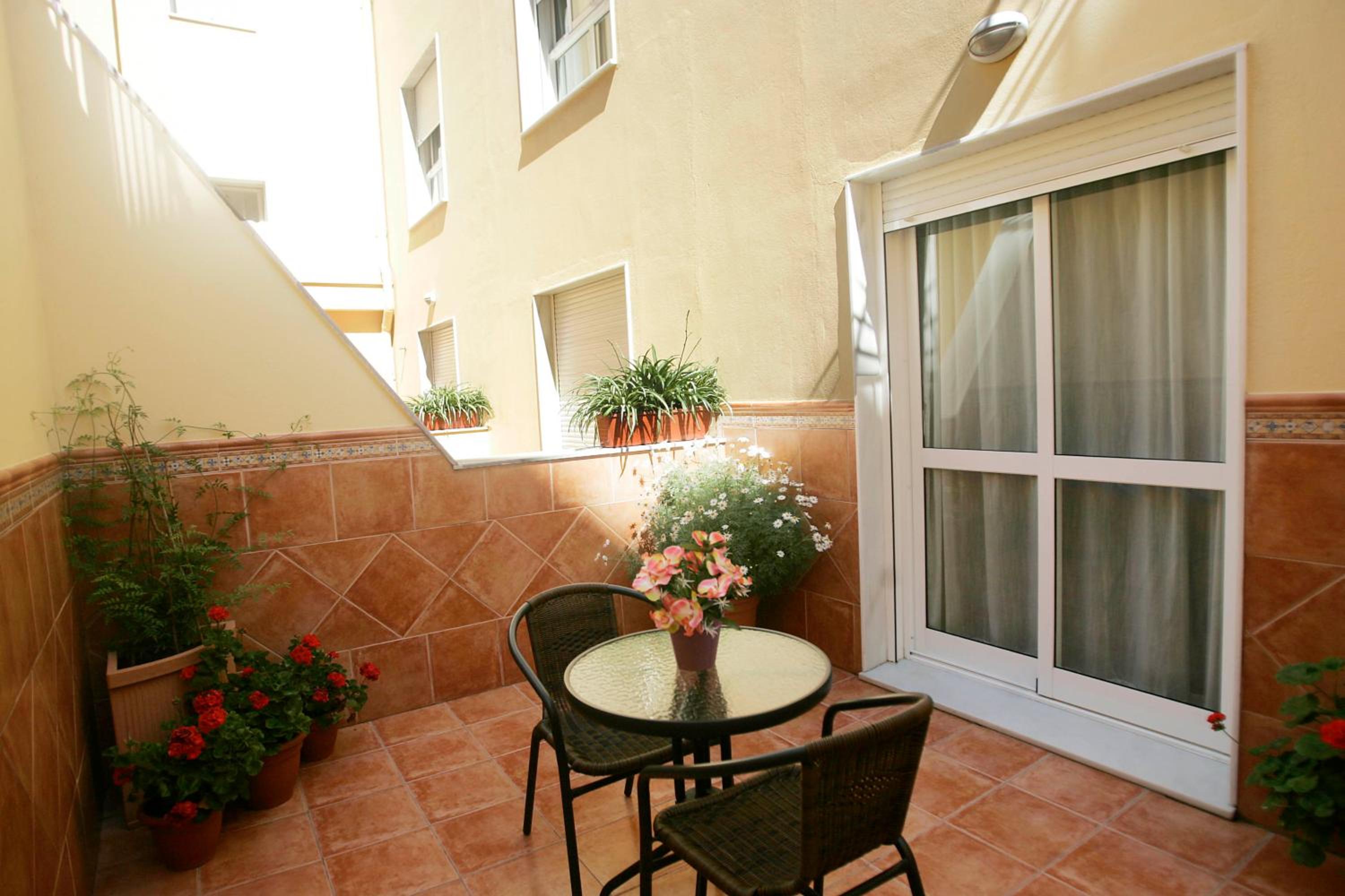 Double or Twin Room with Terrace