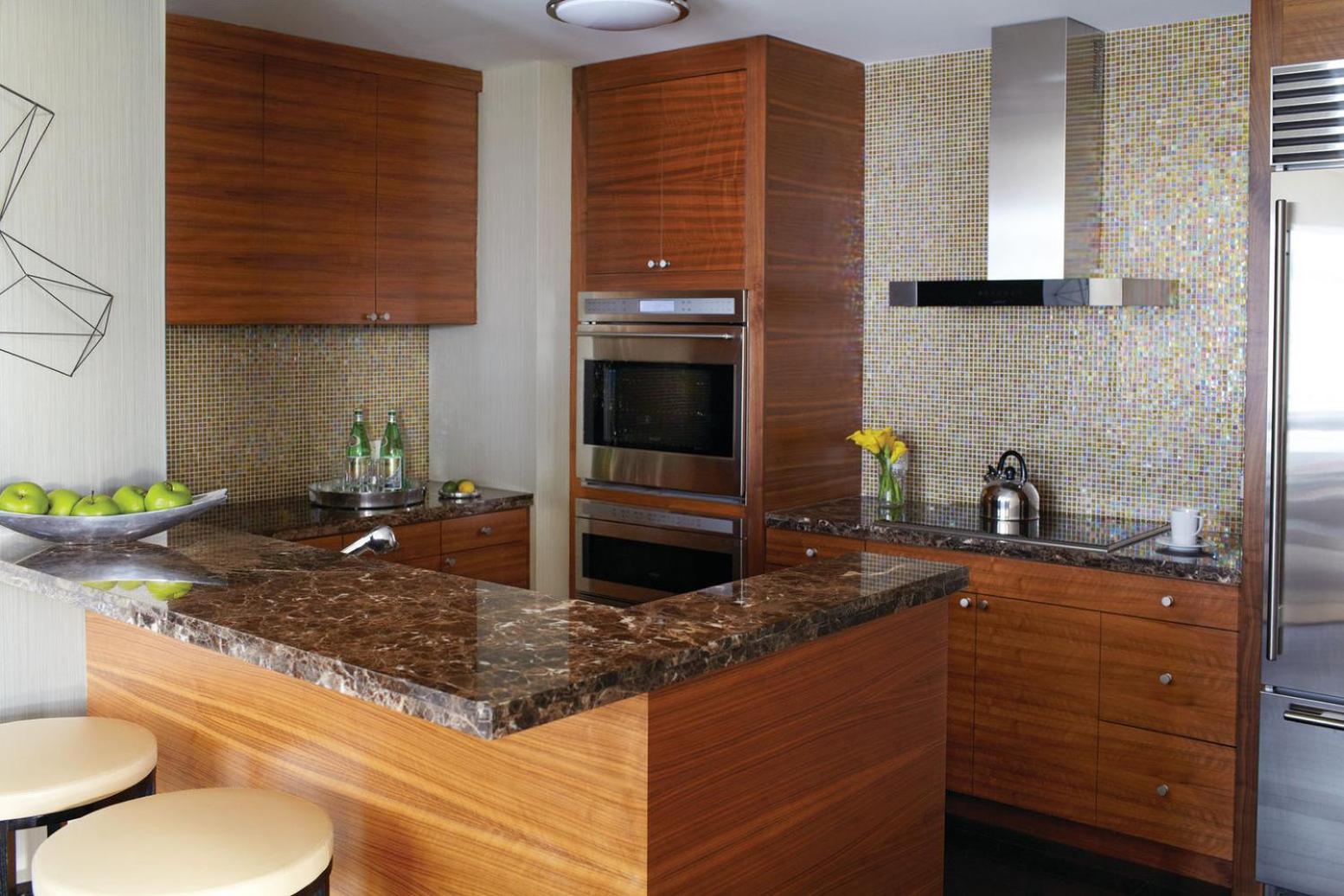 Serene King Suite with Harbor View