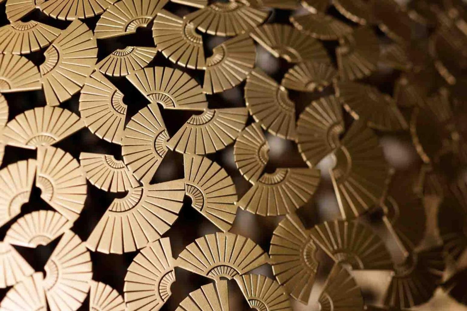 Mandarin River Themed Room King