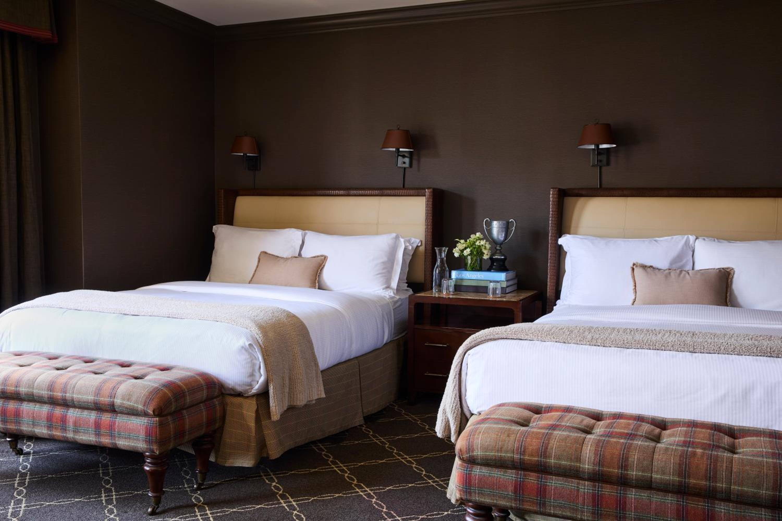 Deluxe Queen Room with Two Queen Beds