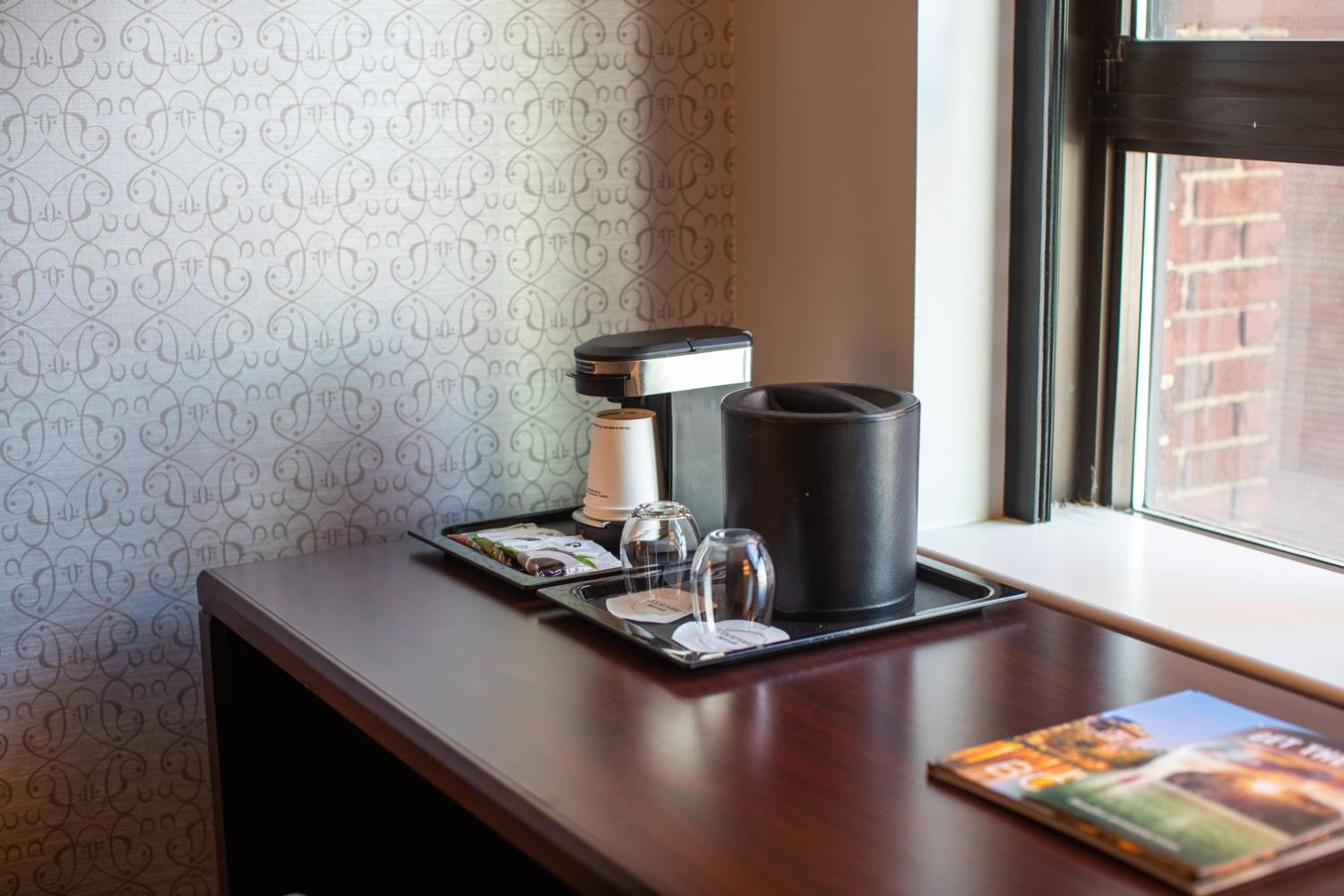 1 Bedroom Executive Suite, 1 King