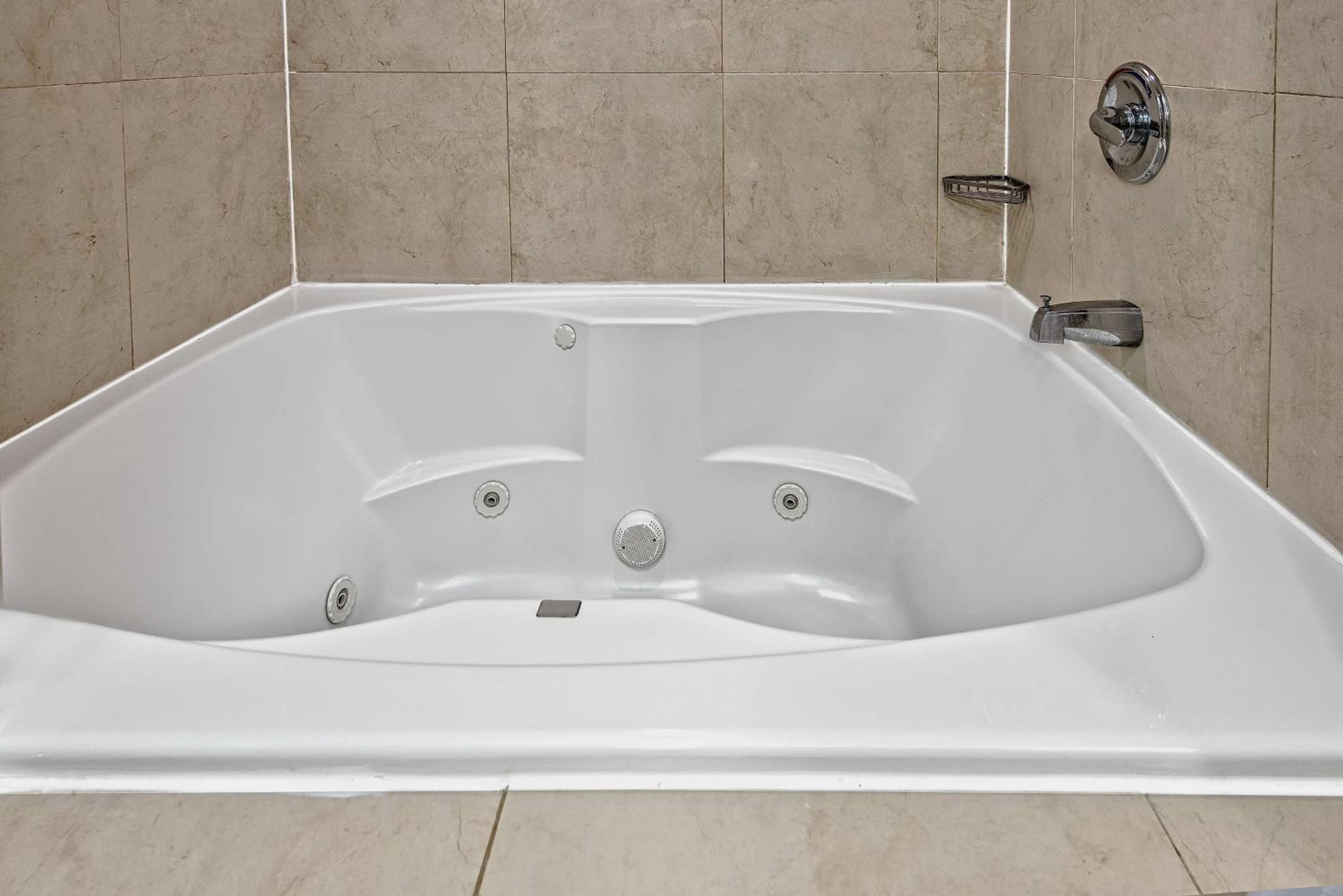 King Room with Whirlpool