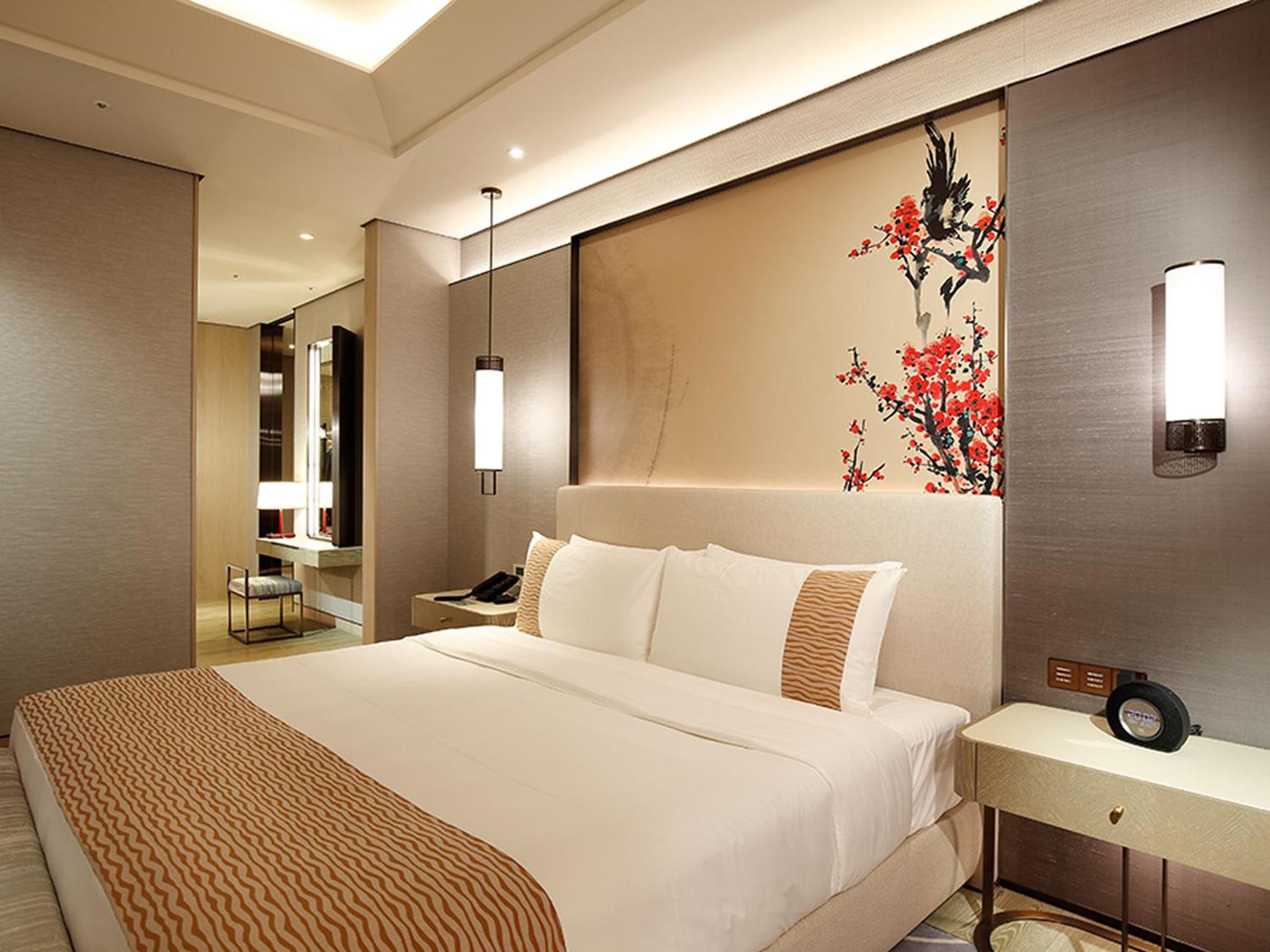 Royal Suite