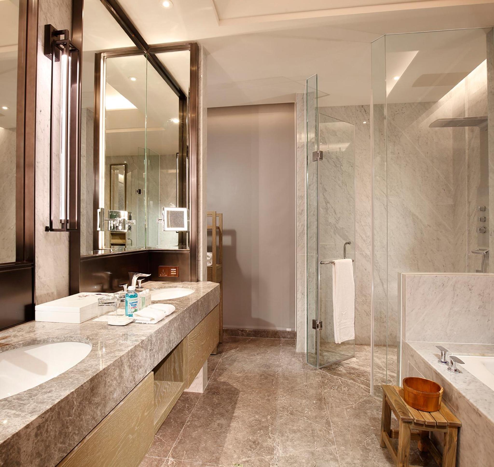 Royal Suite
