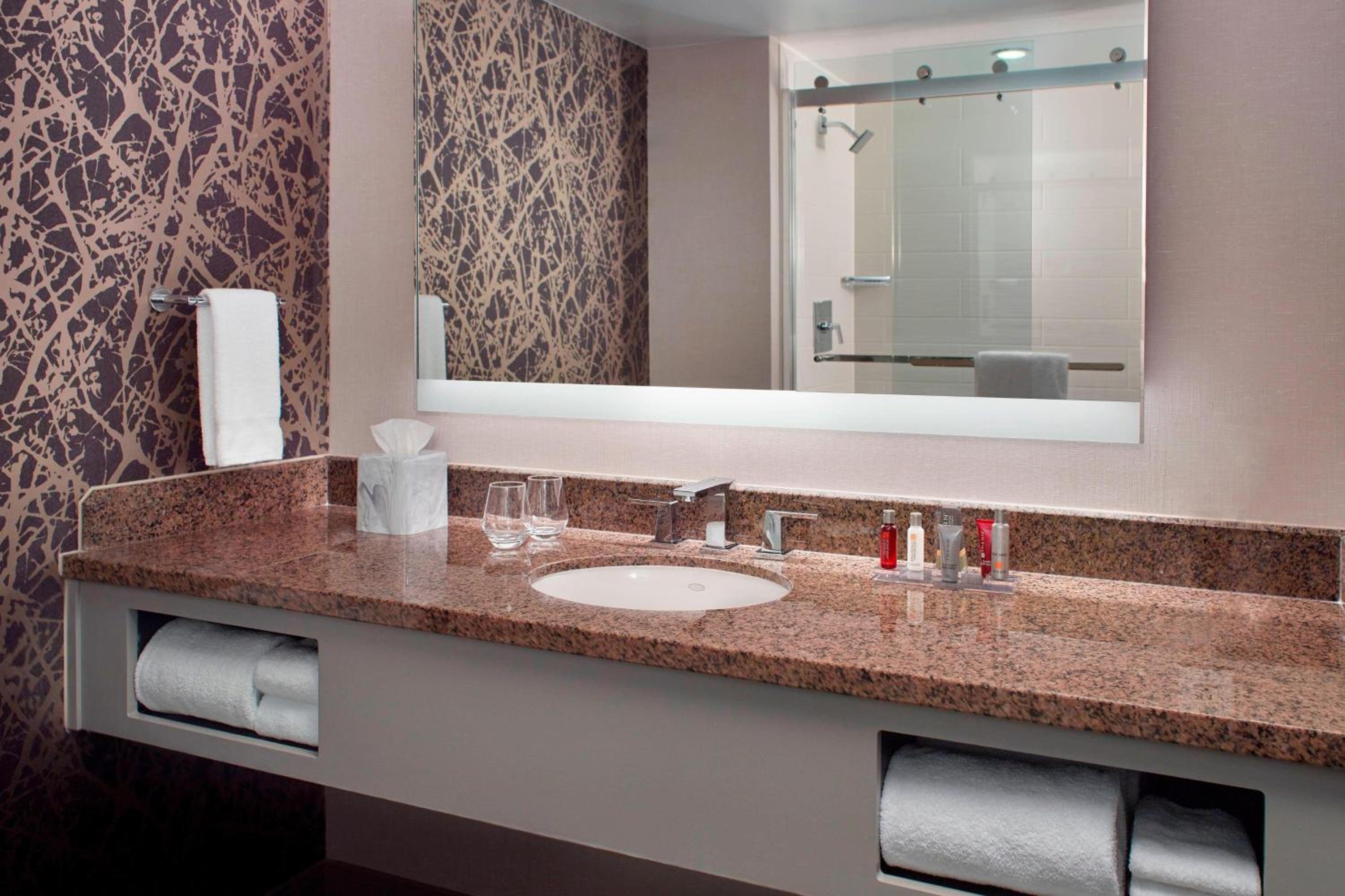 Queen Room with Two Queen Beds and Adapted Tub - Mobility and Hearing Accessible