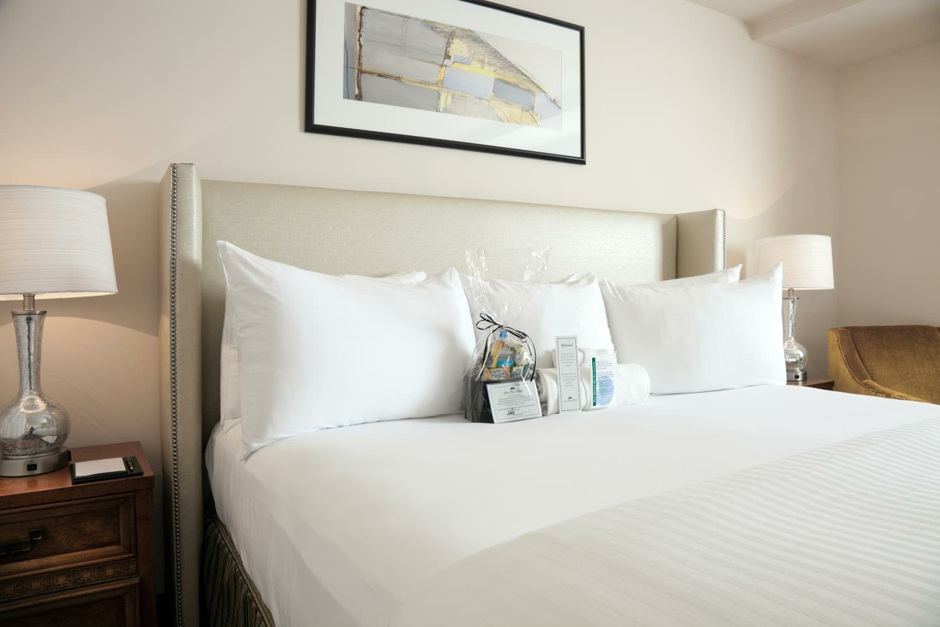 Accessible Deluxe King