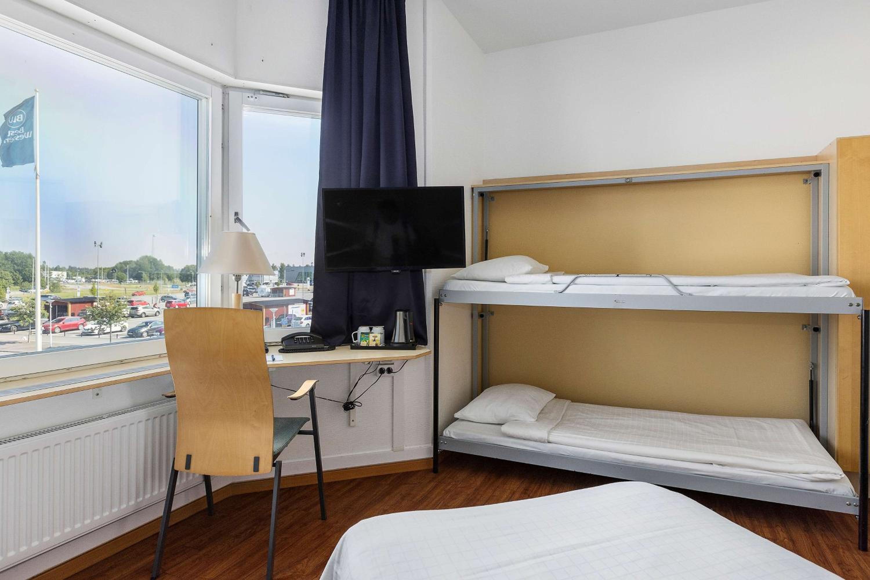 Standard Triple Room with Single Bed - Non-Smoking