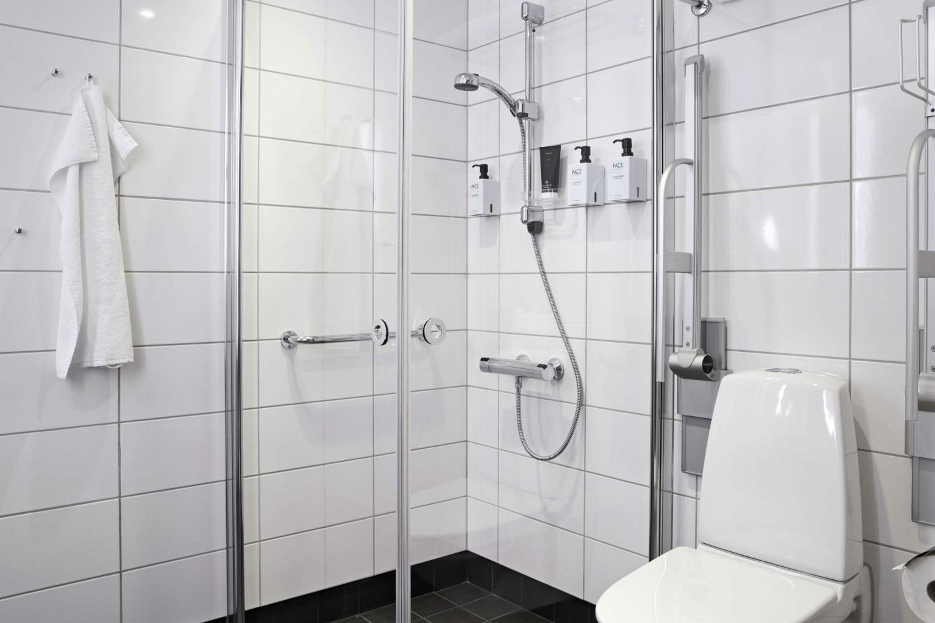 Junior Suite with City View