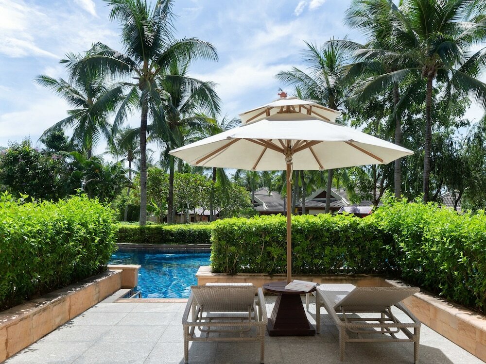 1BR Club Lagoon Access Suite