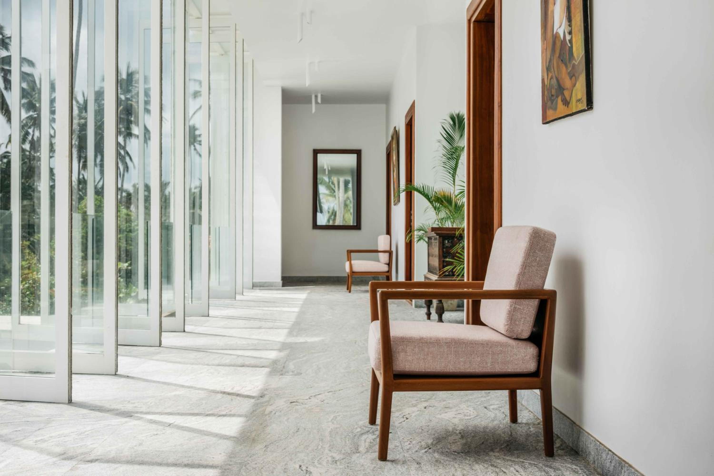 Mora - Deluxe Room with Ocean View