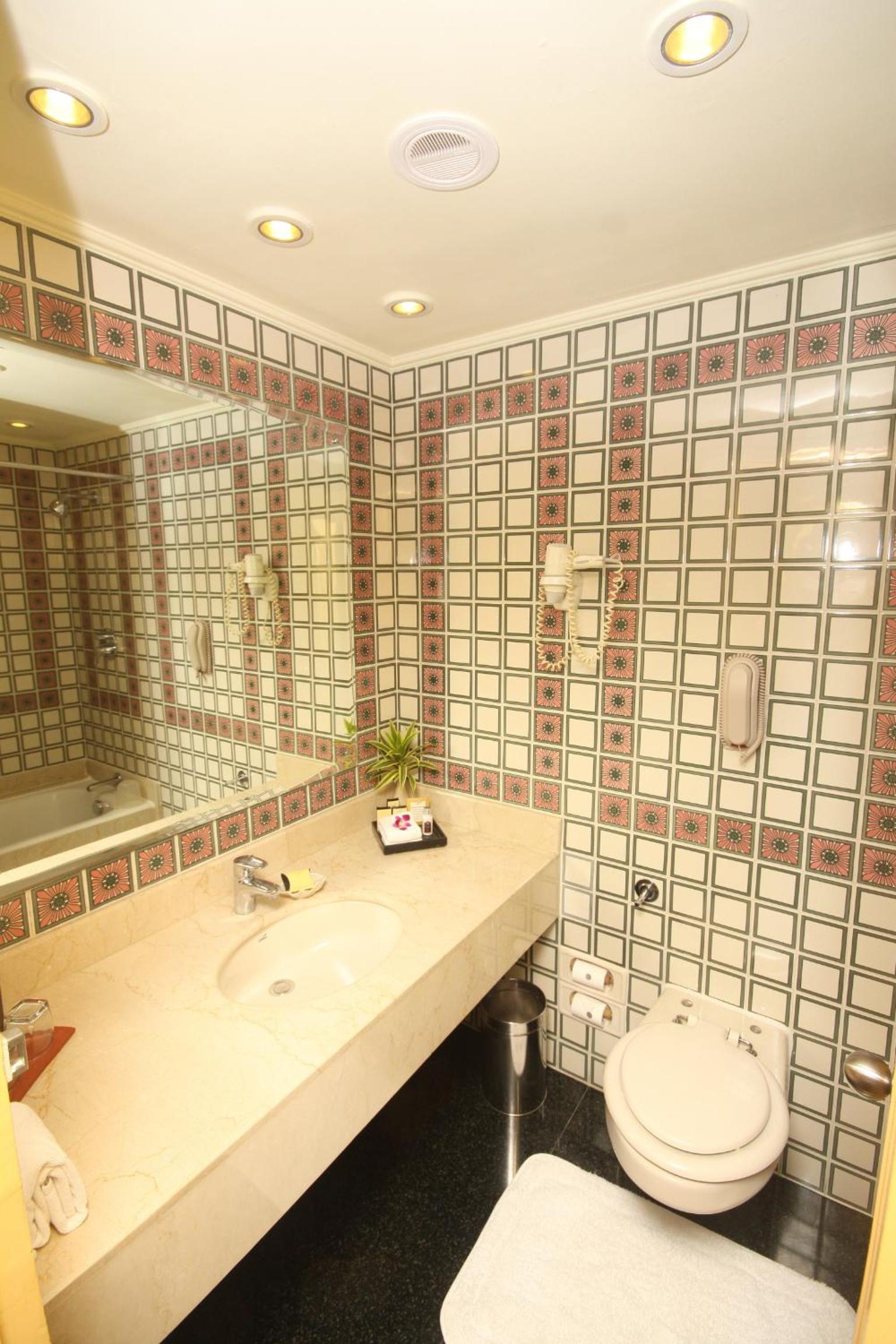 Deluxe Room Various View  King Bed