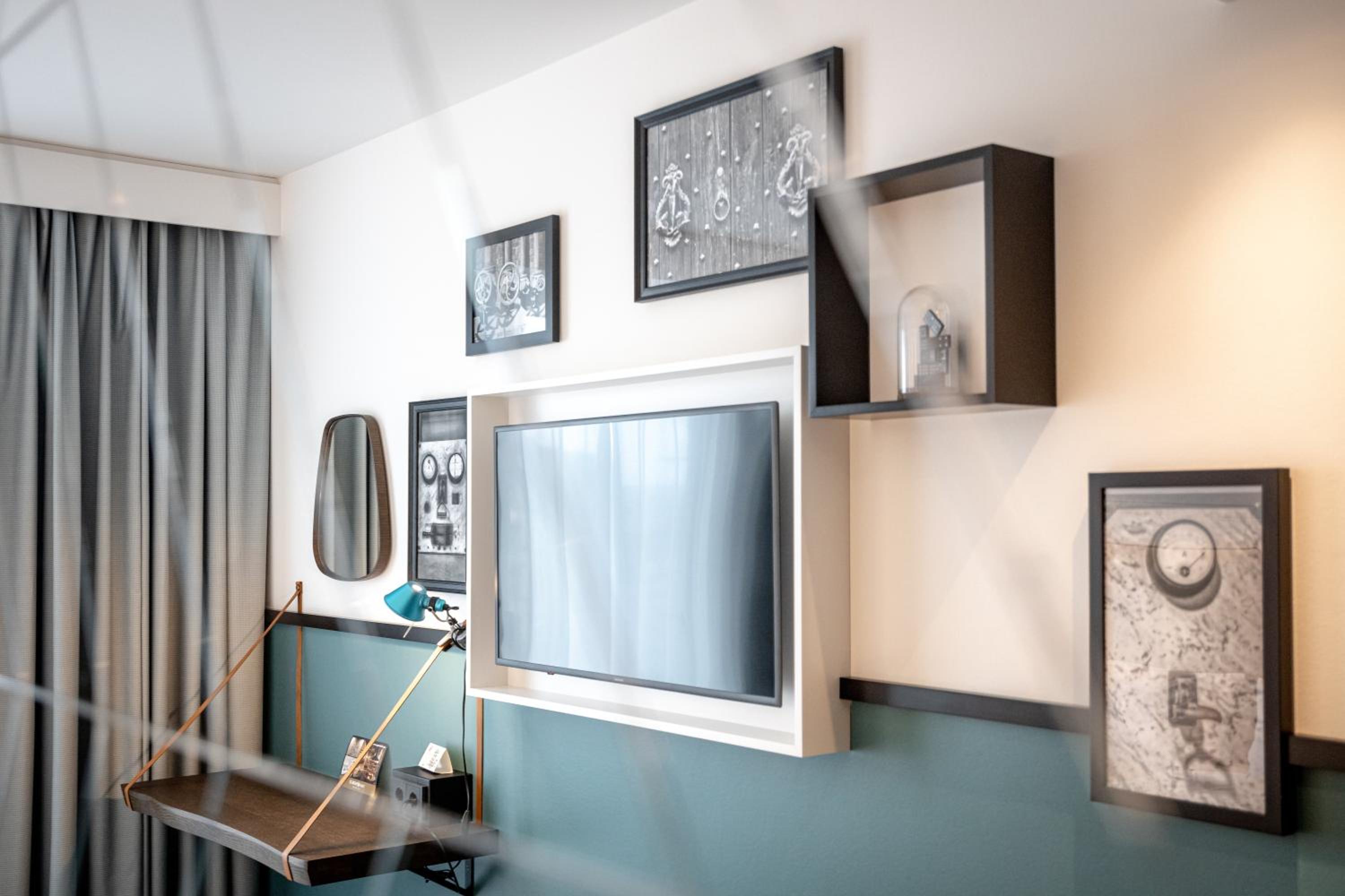 Premium Queen Room