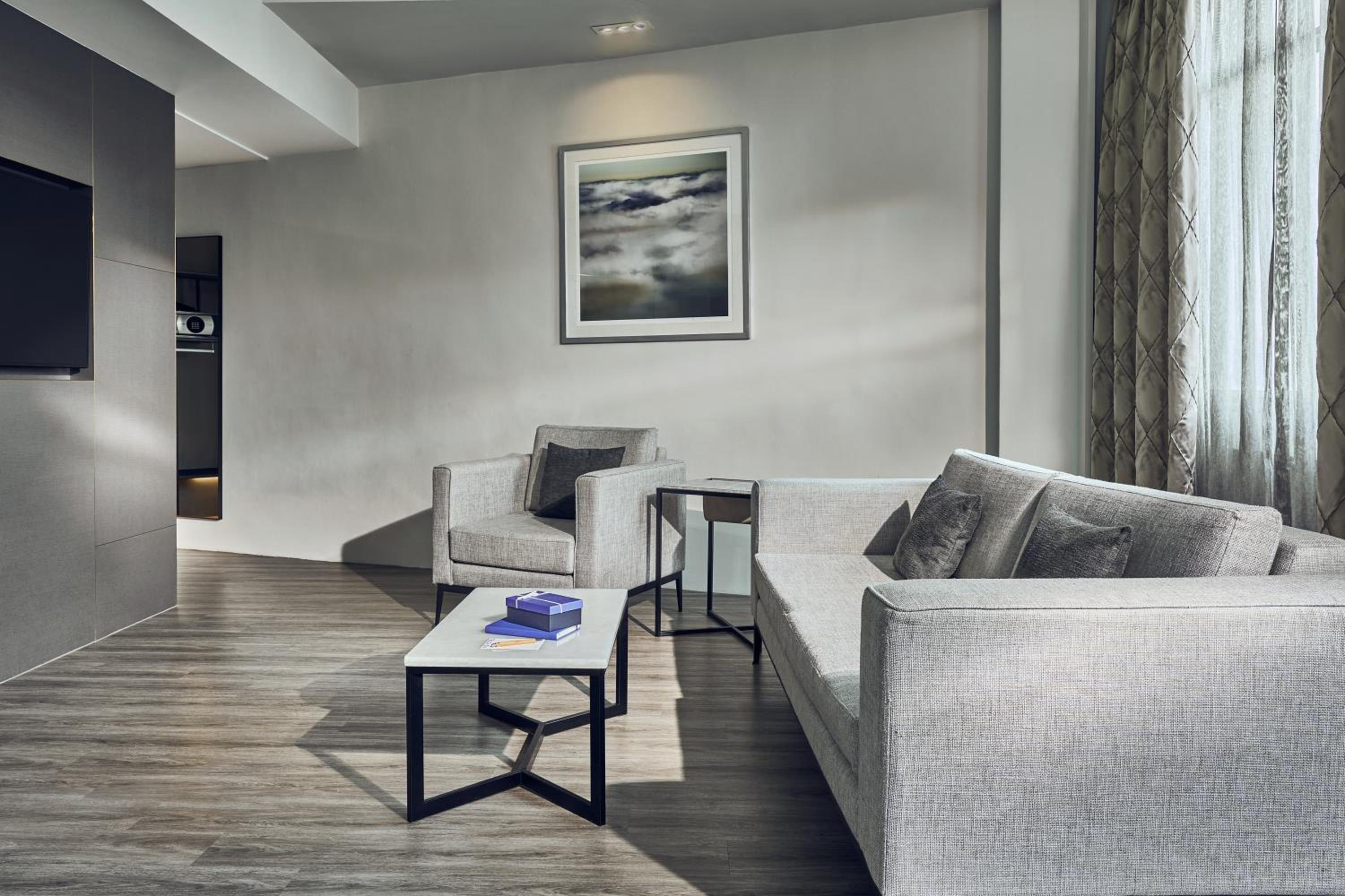 Family Triple Room, 1 King Bed and 1 Single Bed