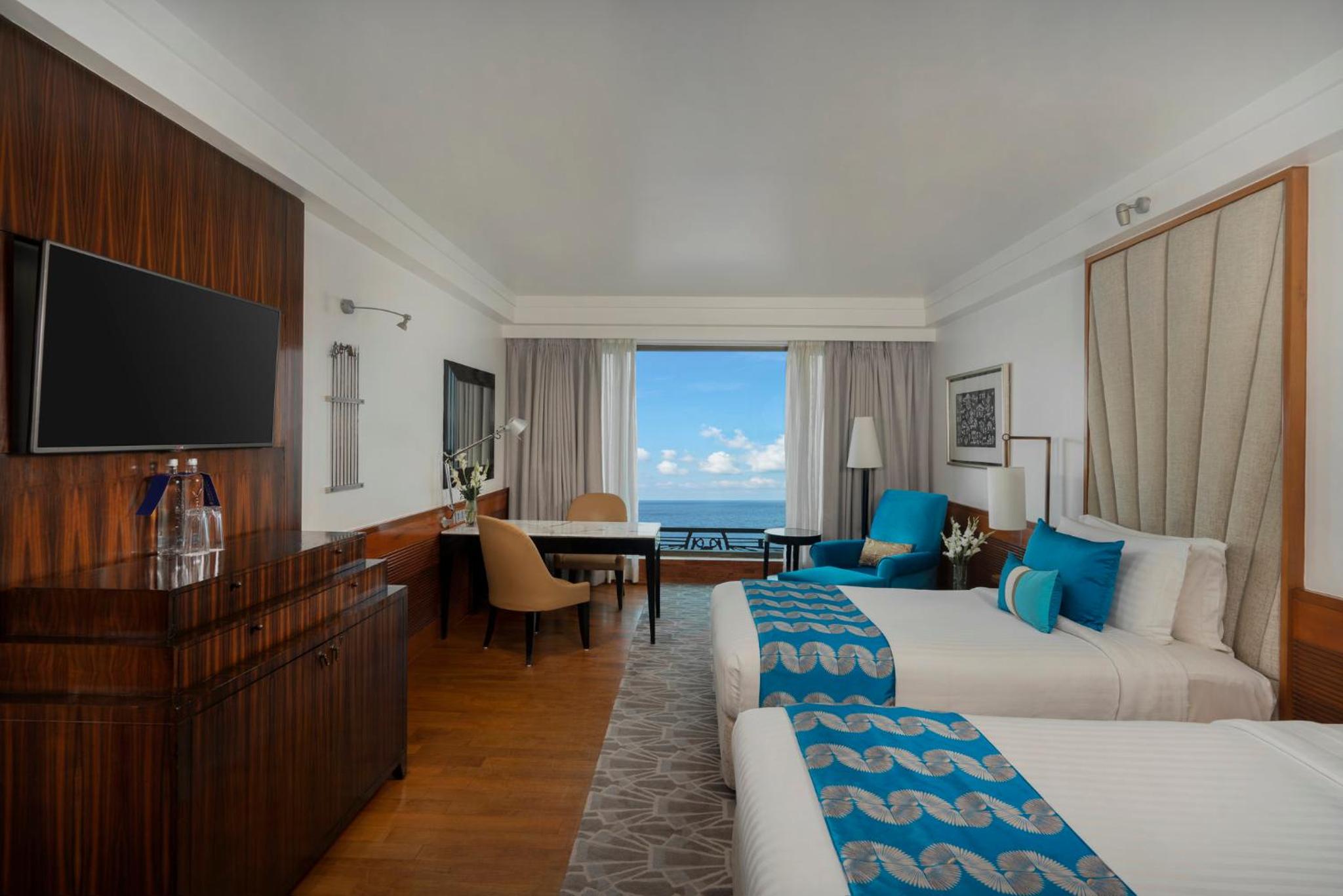 Premium Twin Room with Sea View