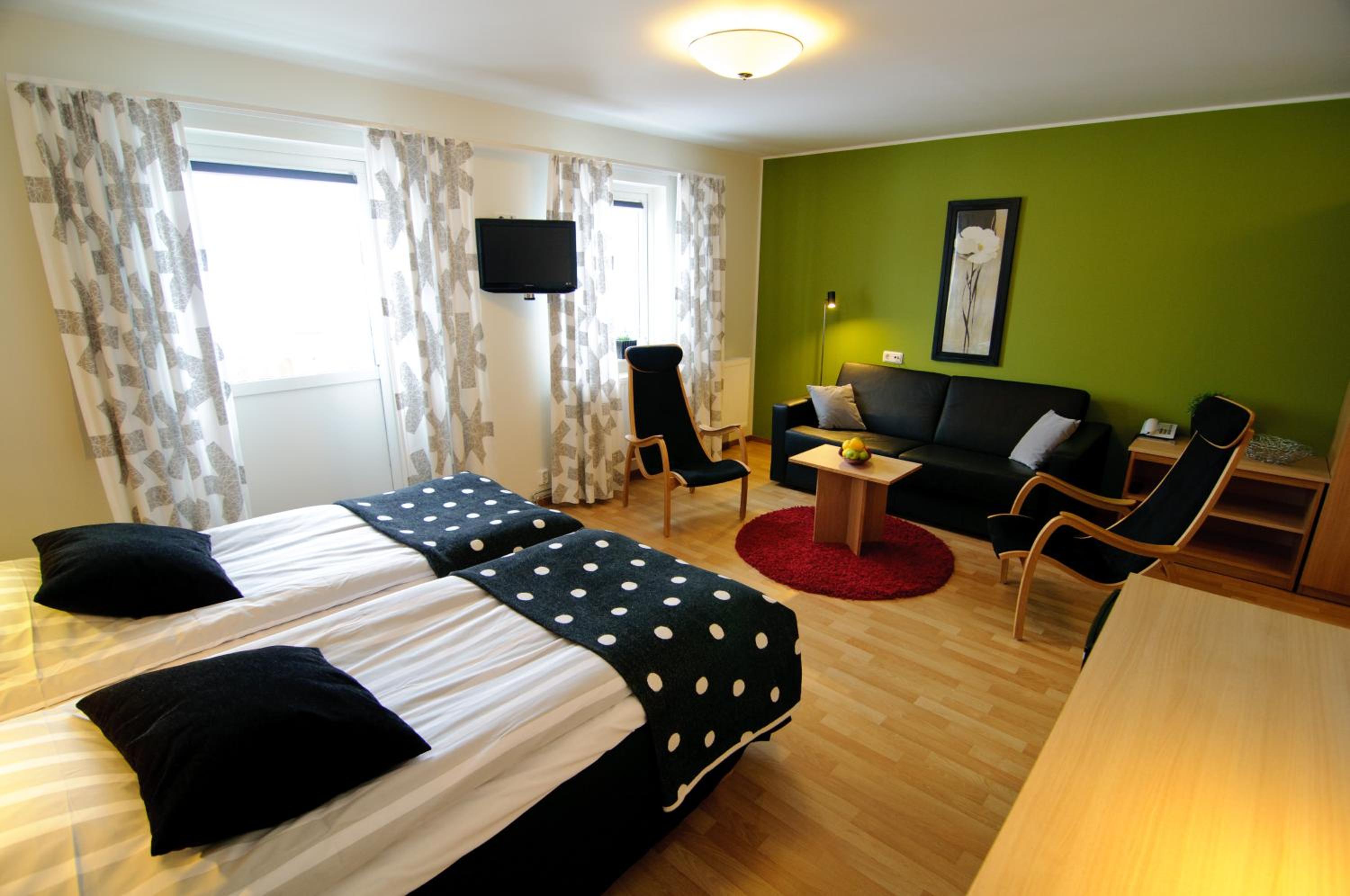 Superior Family Room