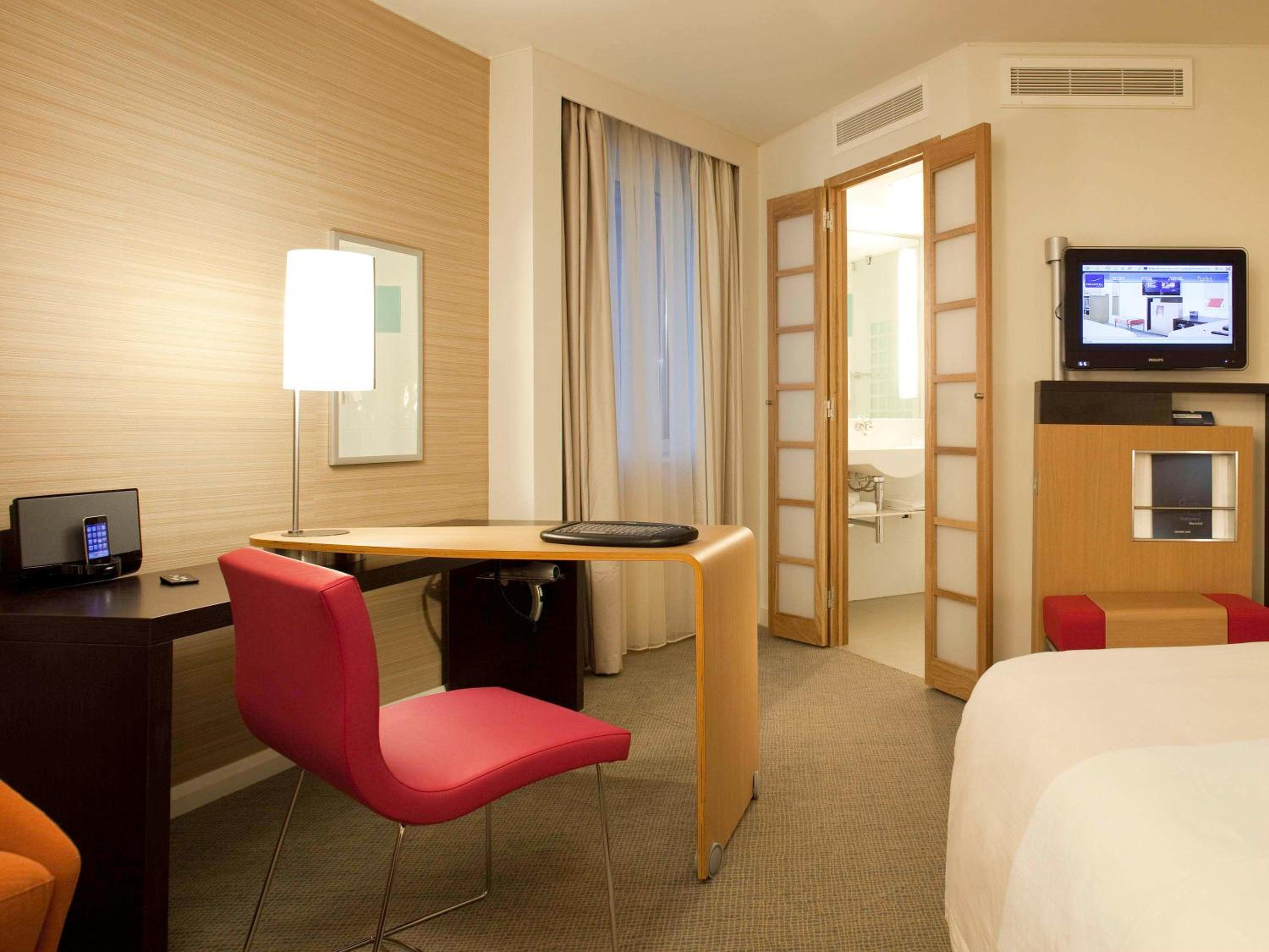 Executive Room with One King Bed And One Double Sofa Bed