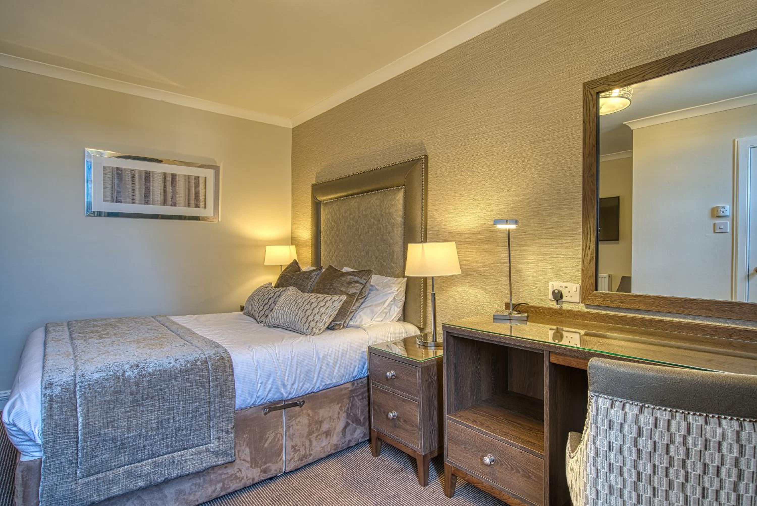 Classic Double or Twin Room