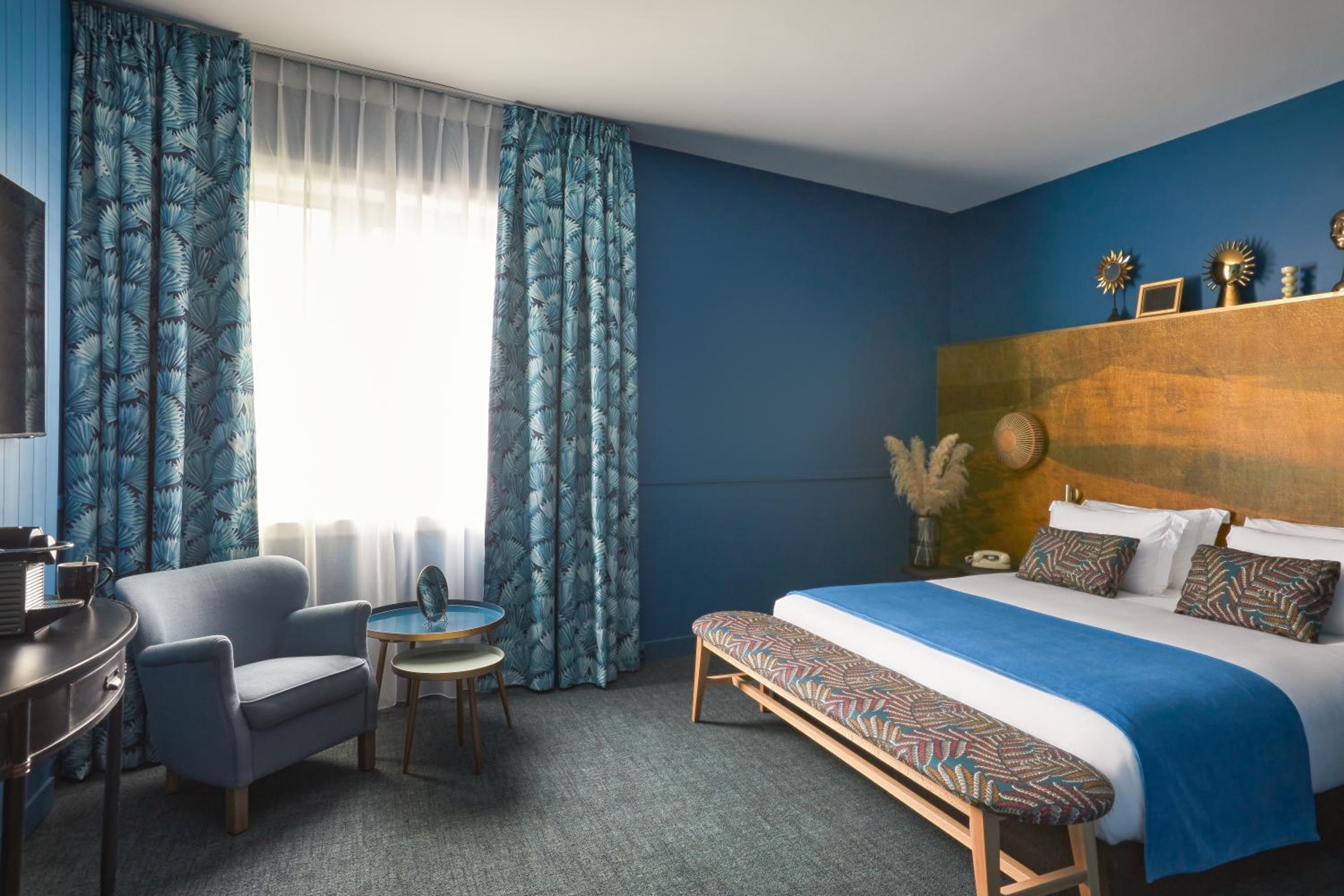 Premium King Room