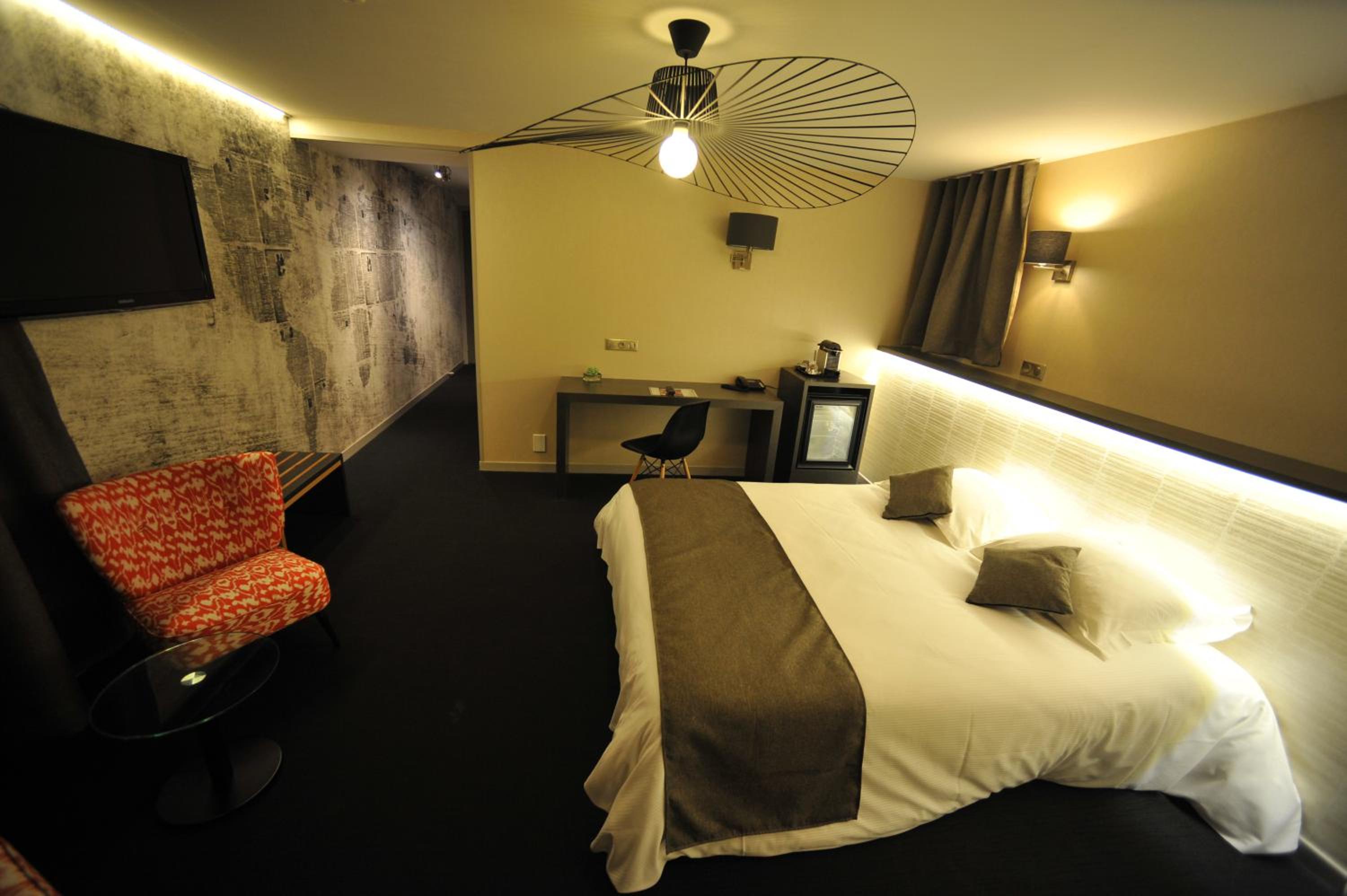 Elegance Family Room