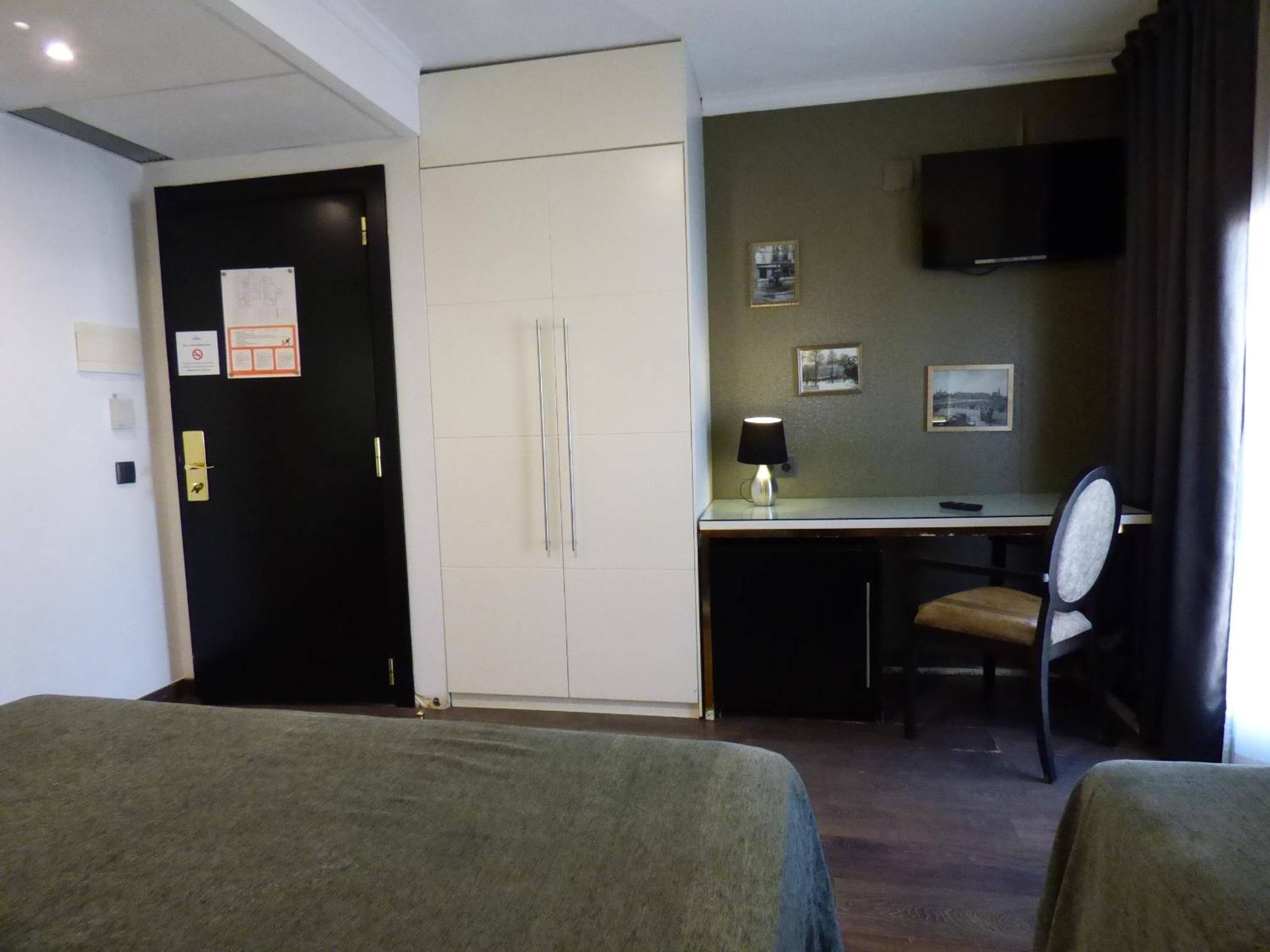 Triple Room with View