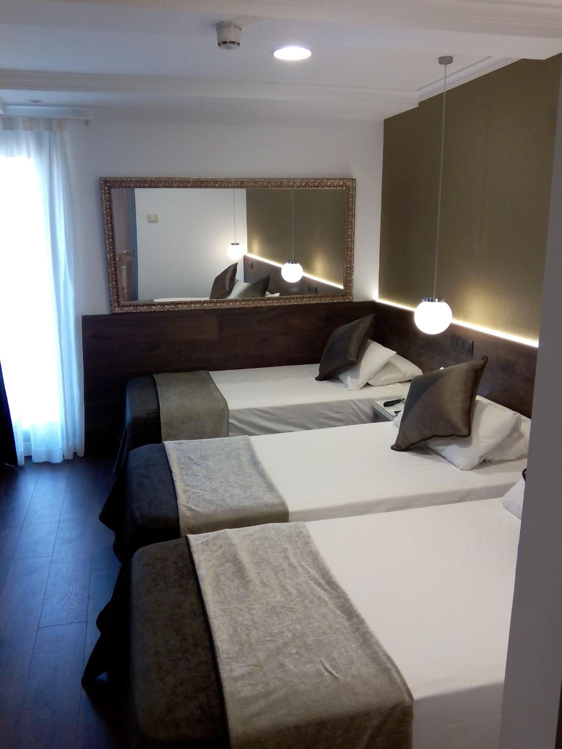 Triple Room with View
