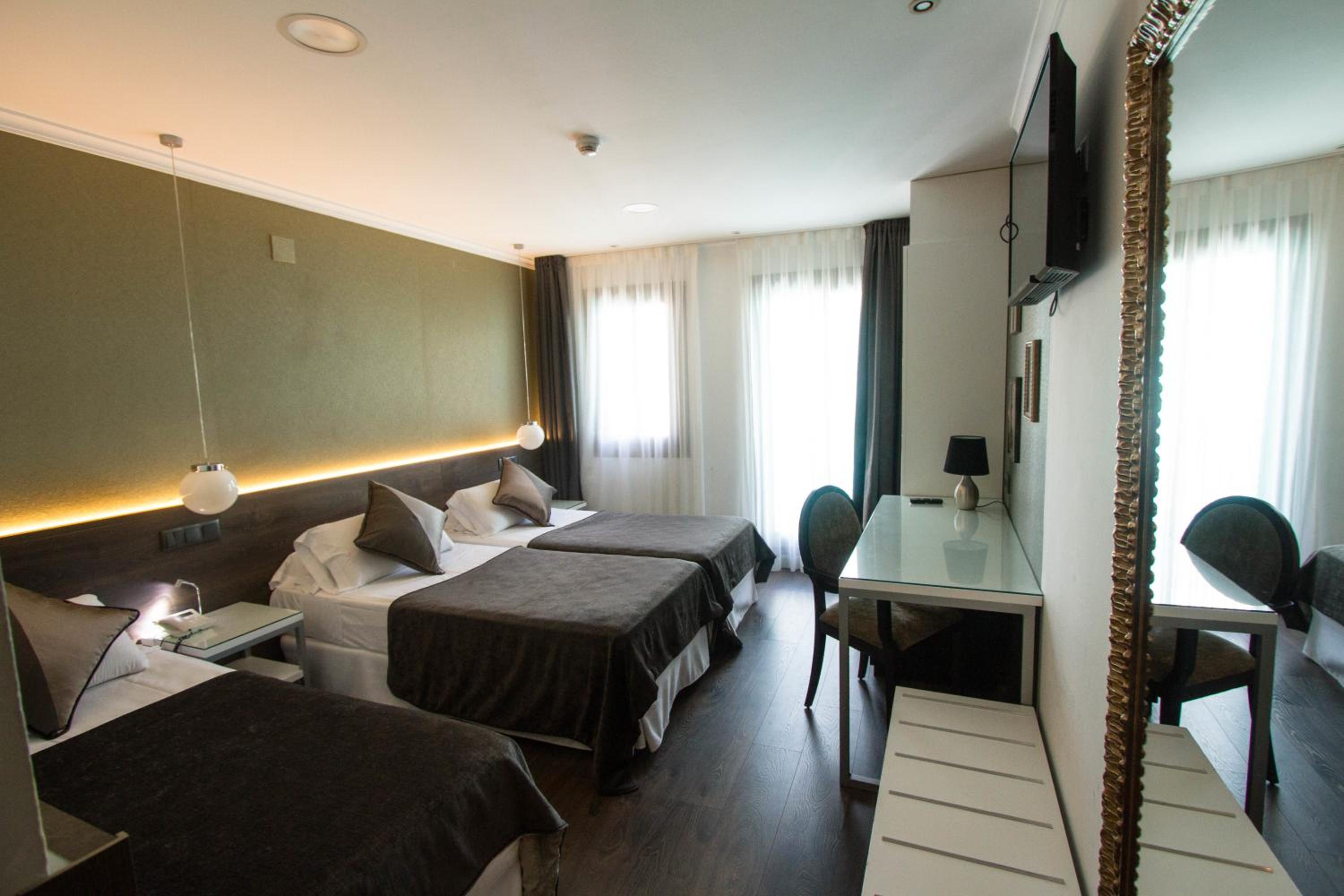 Triple Room with View