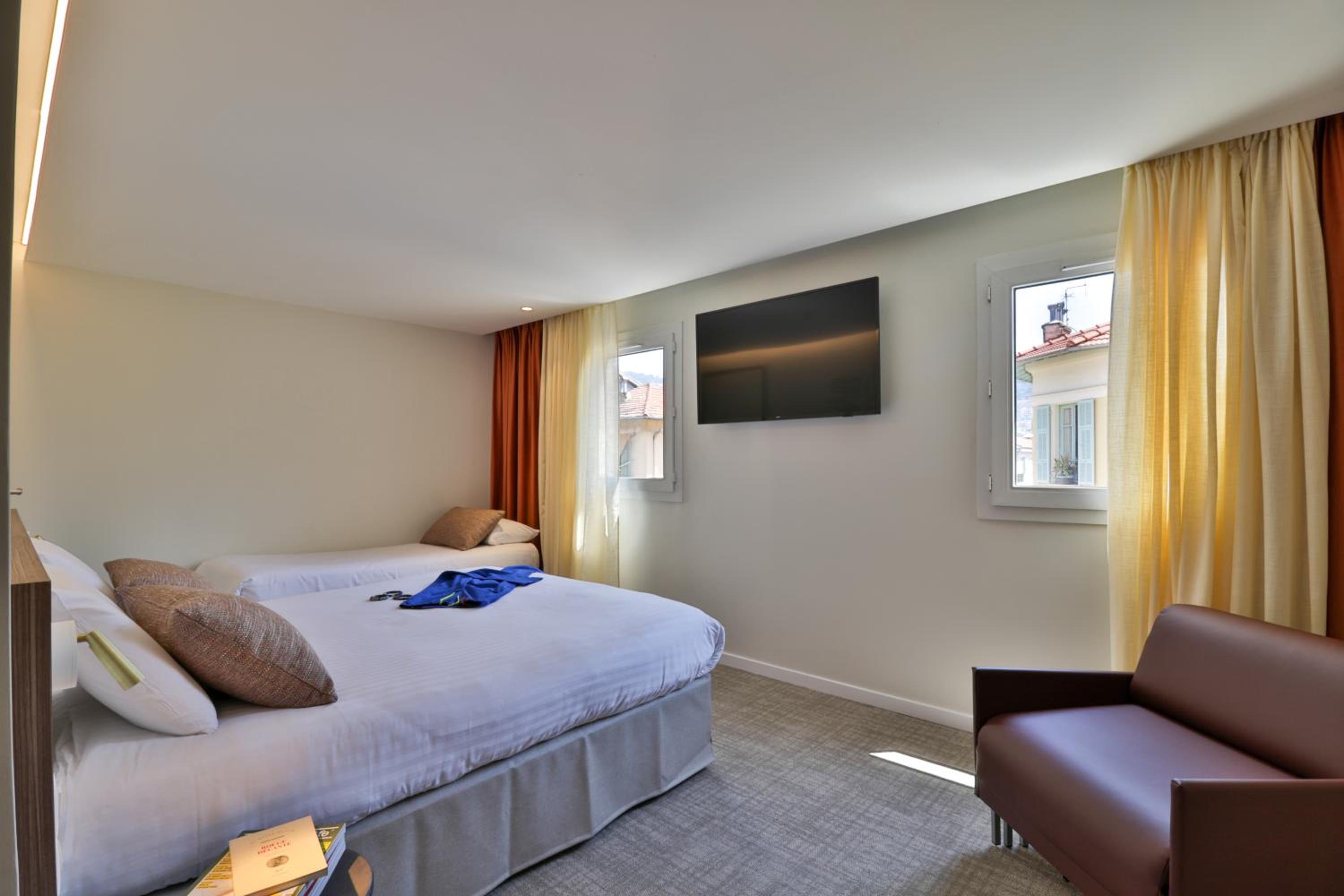 Privilege Family Room