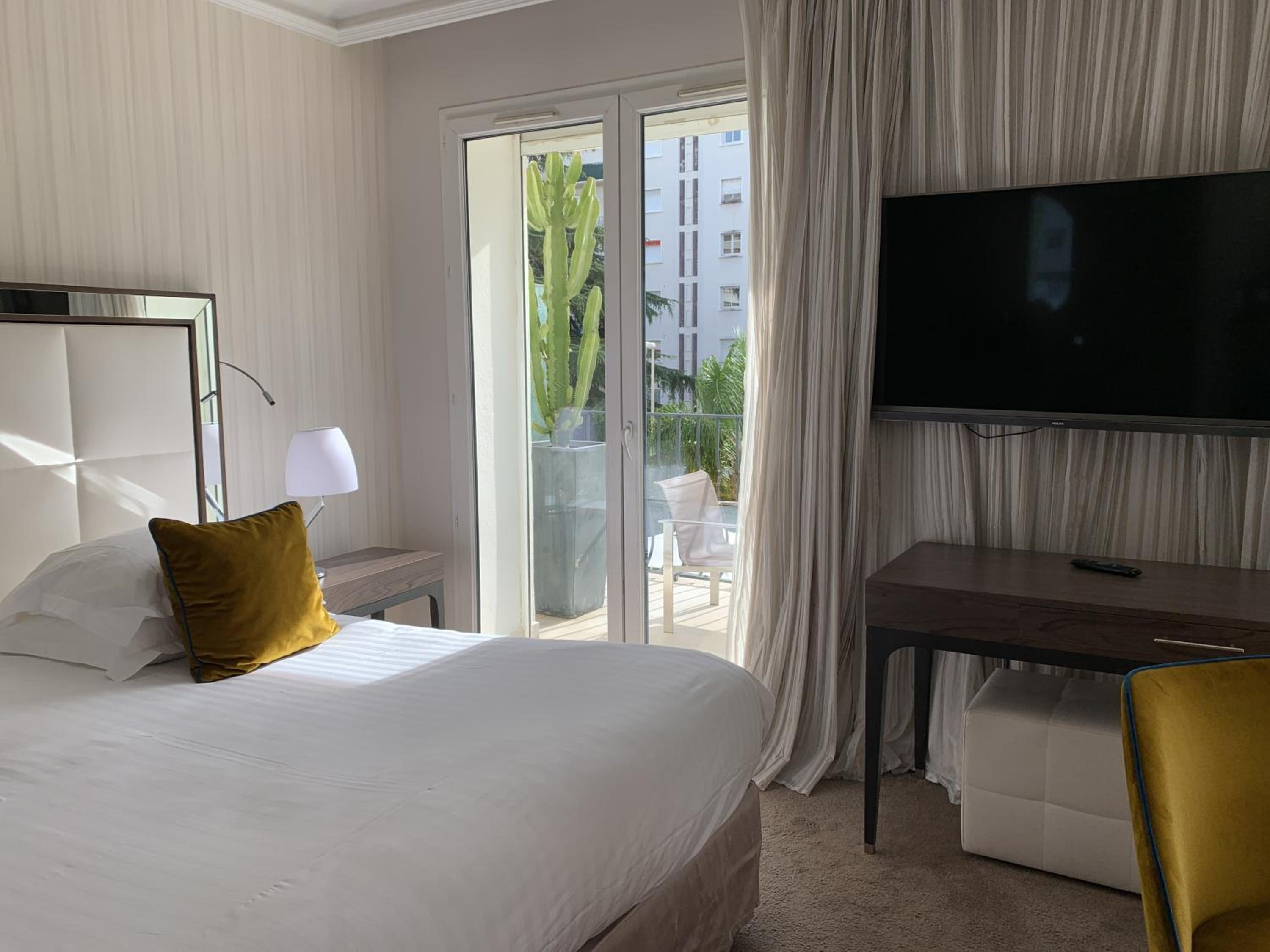 Junior Suite with Terrace