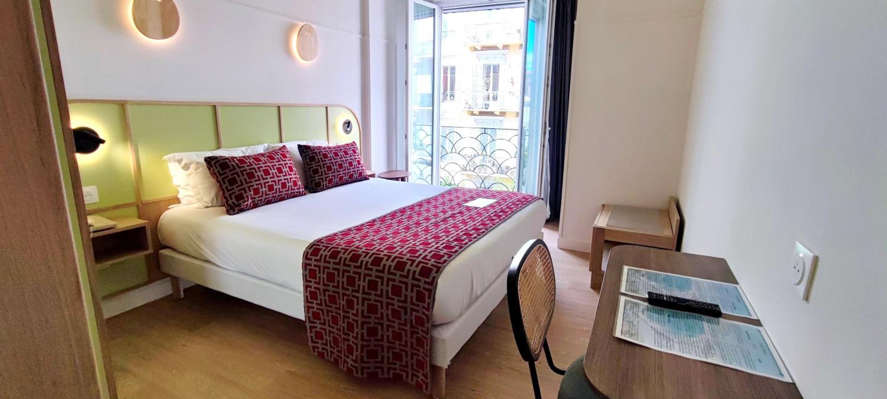 Superior Double or Twin Room, stairs only