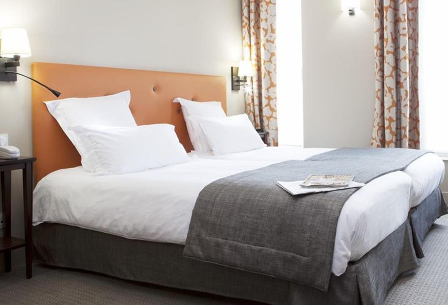 Superior Double Room with Eiffel Tower View