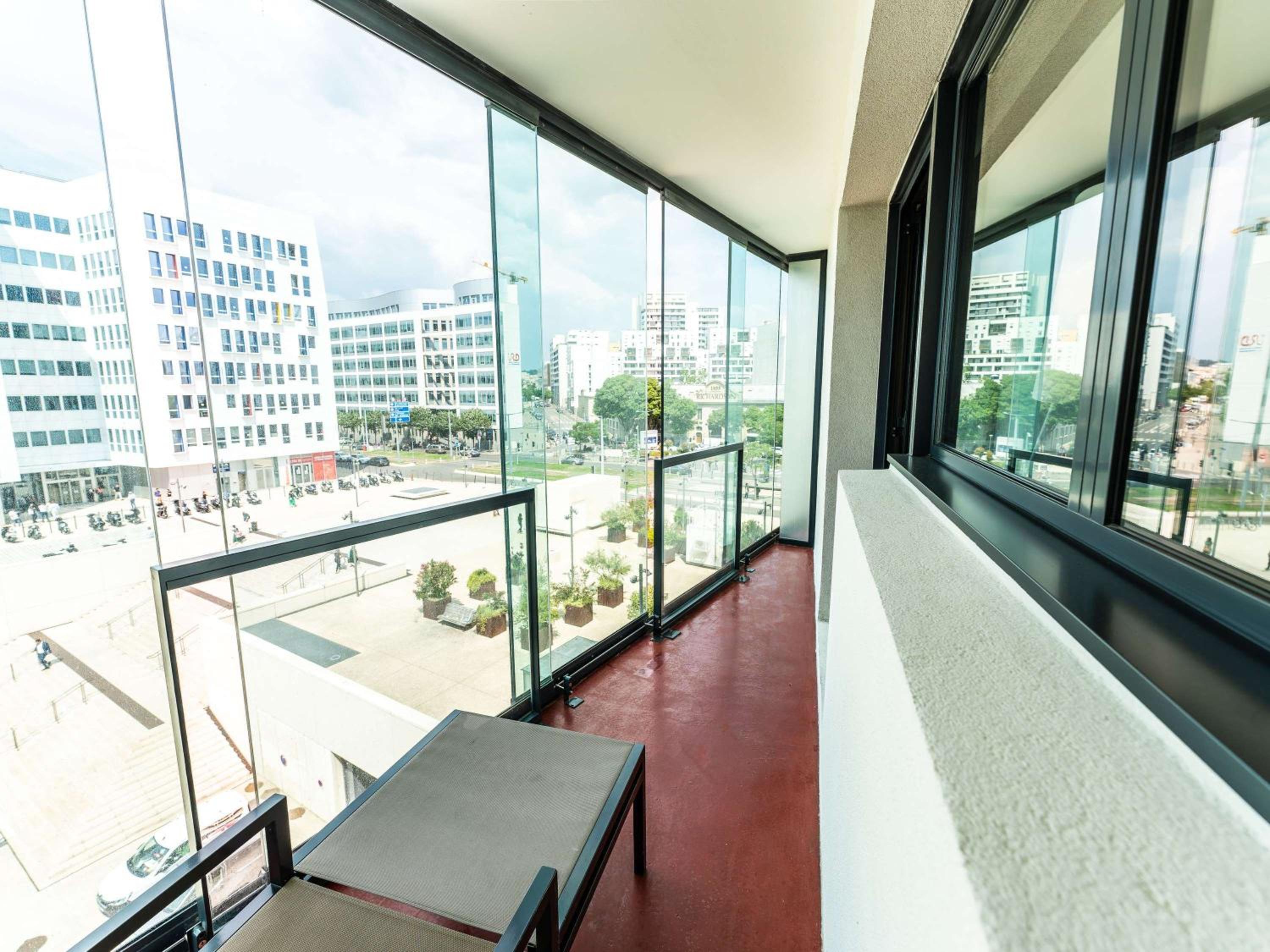 Superior Queen Suite with Balcony