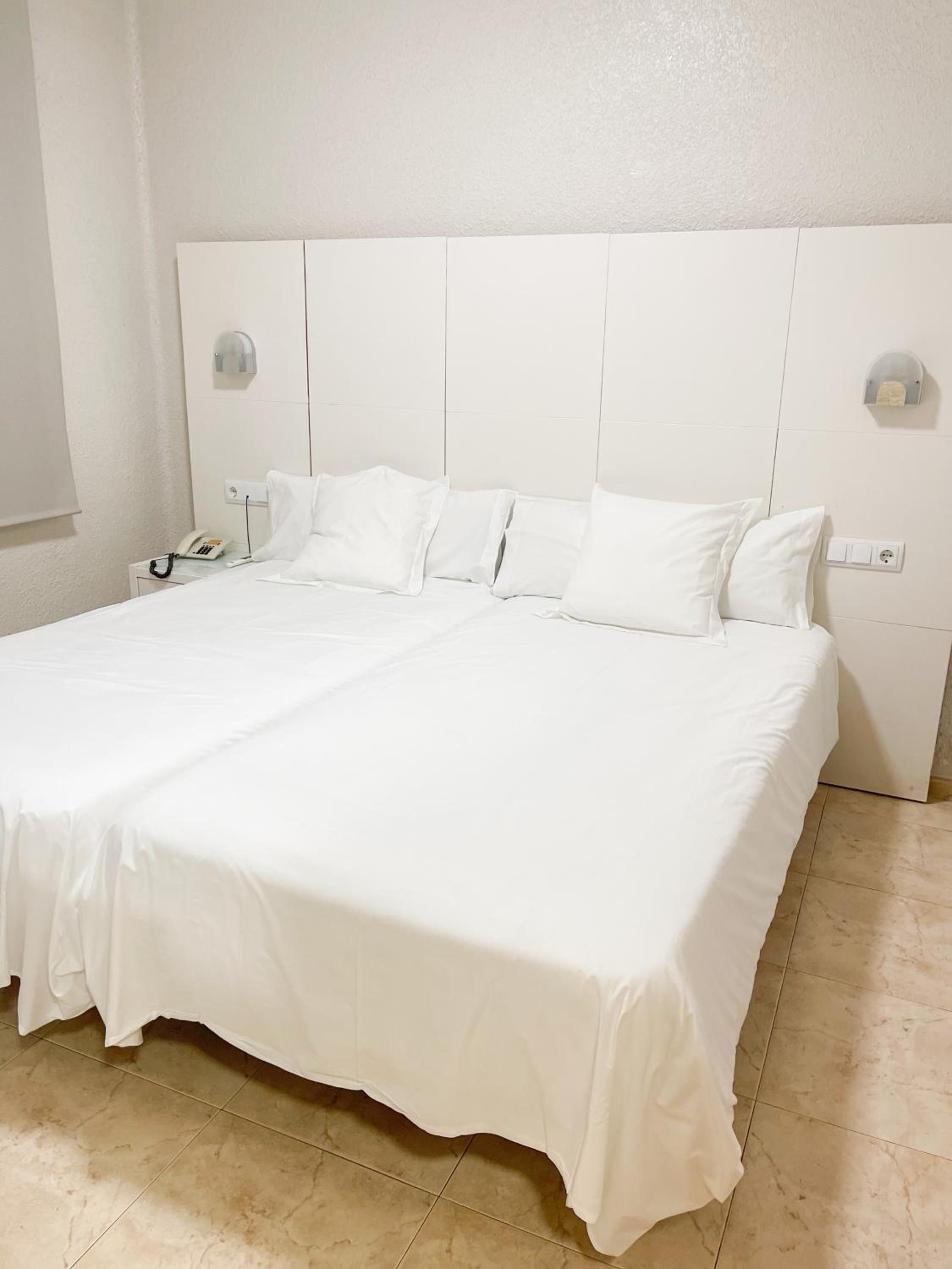 One-Bedroom Apartment (2 Adults)