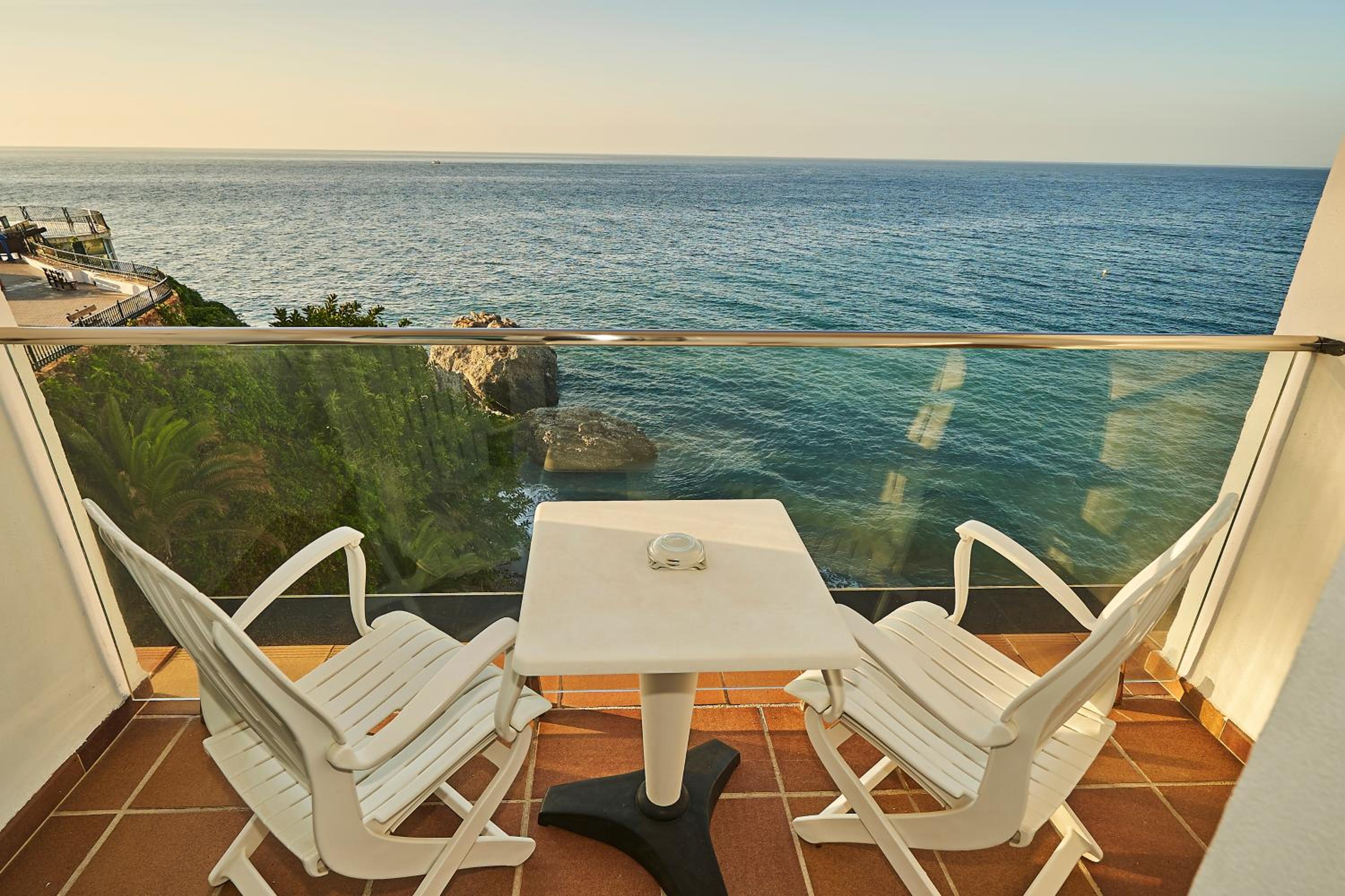 Double Room with Sea View and Balcony