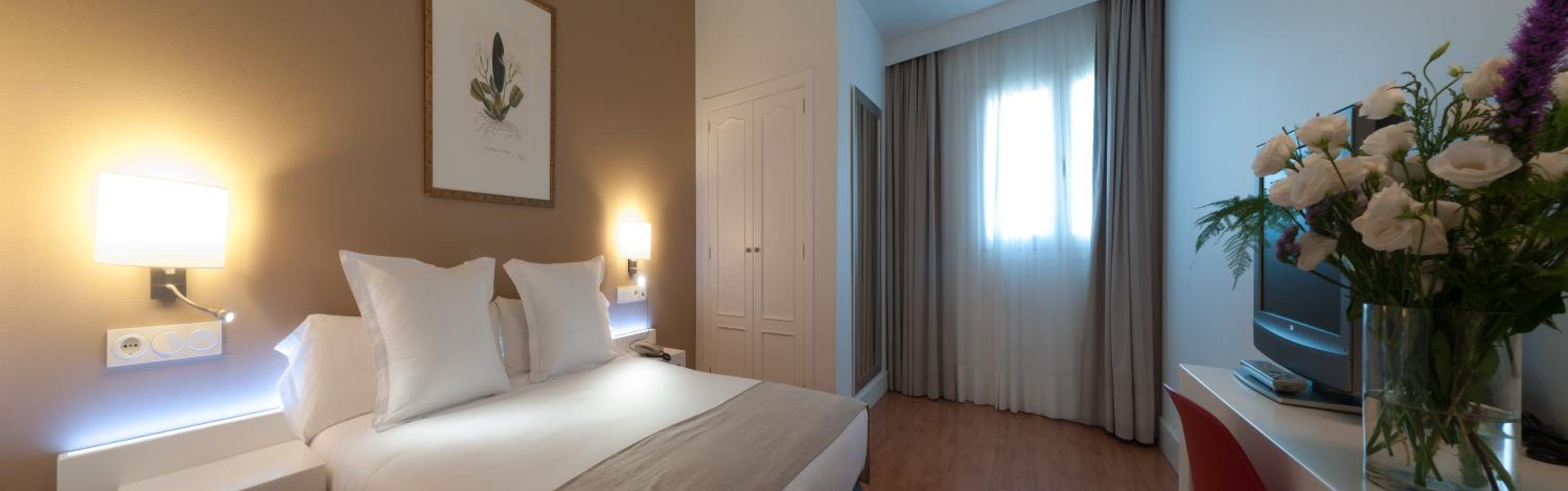 Comfort Double or Twin Room with View