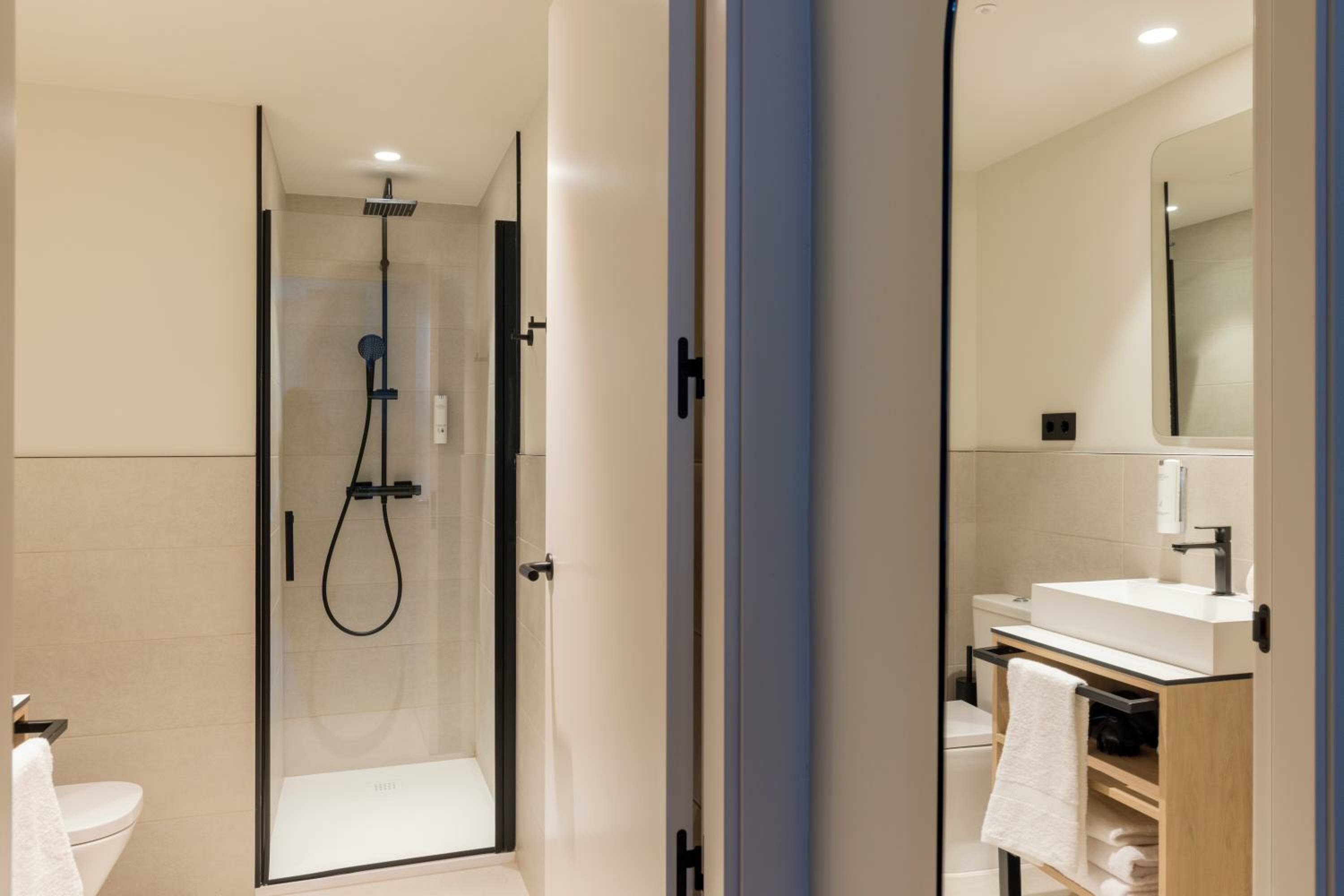 Apartment with Terrace