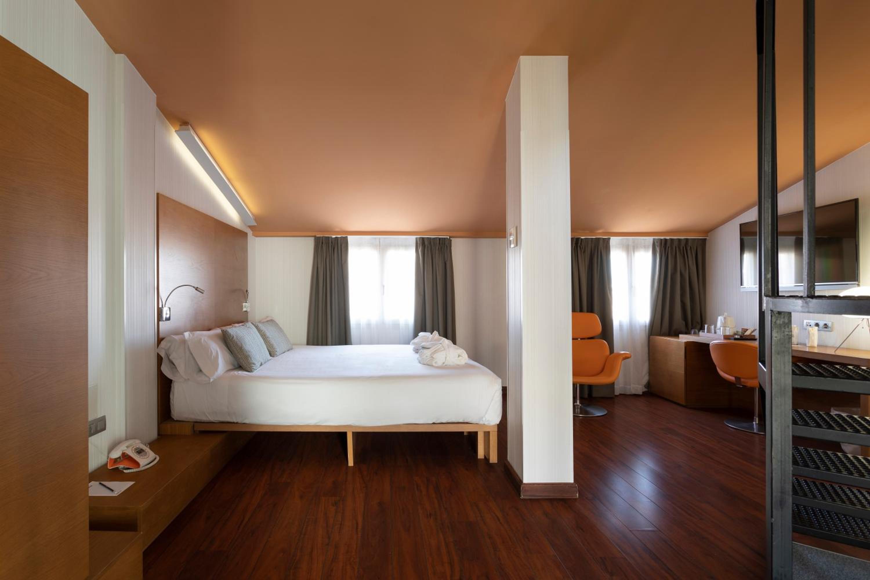 Double Room with Terrace