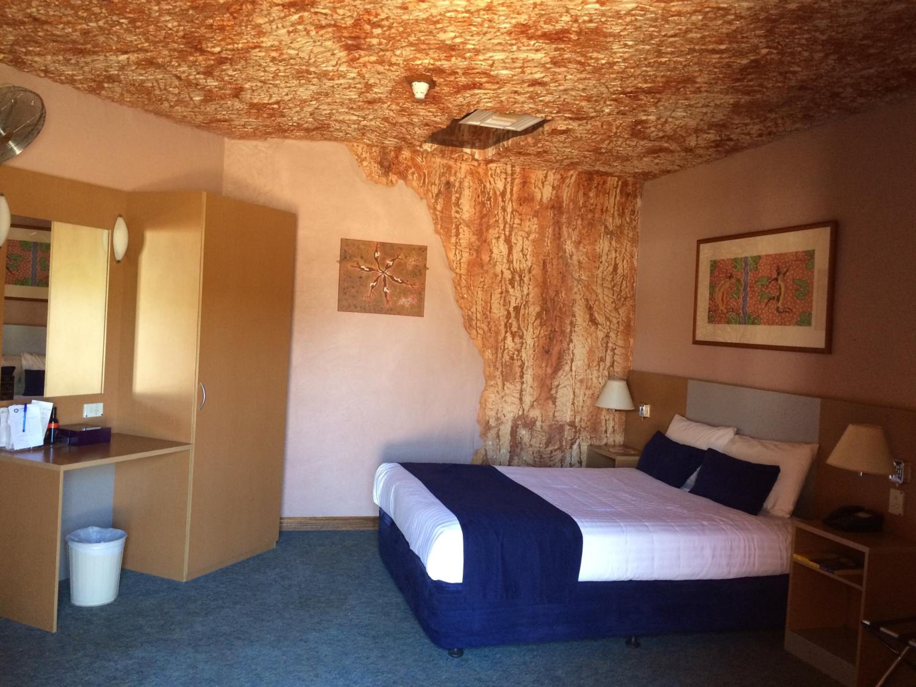 Double or Twin Room - Underground
